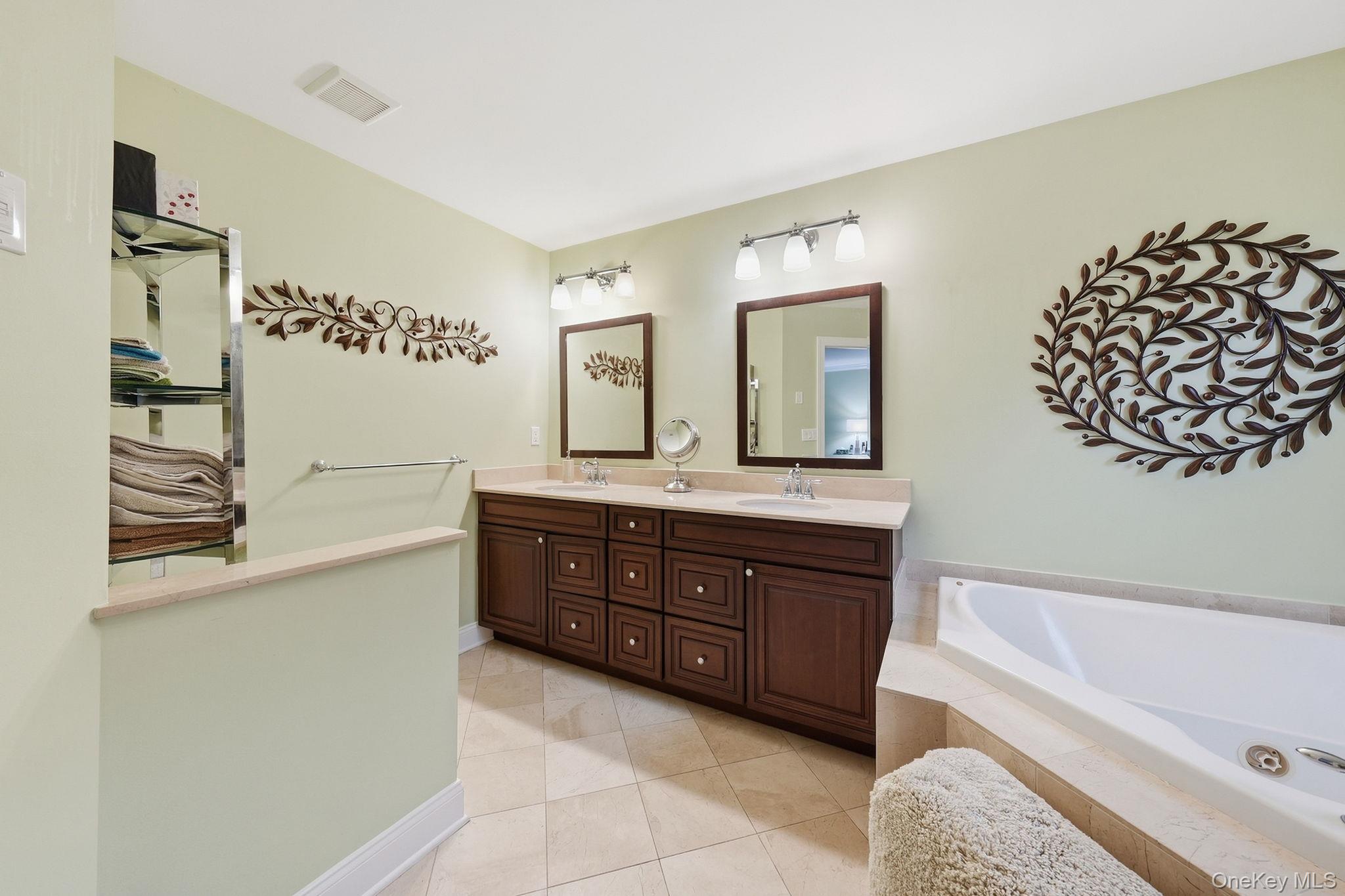 3 Baltusrol Court Property Photo 16