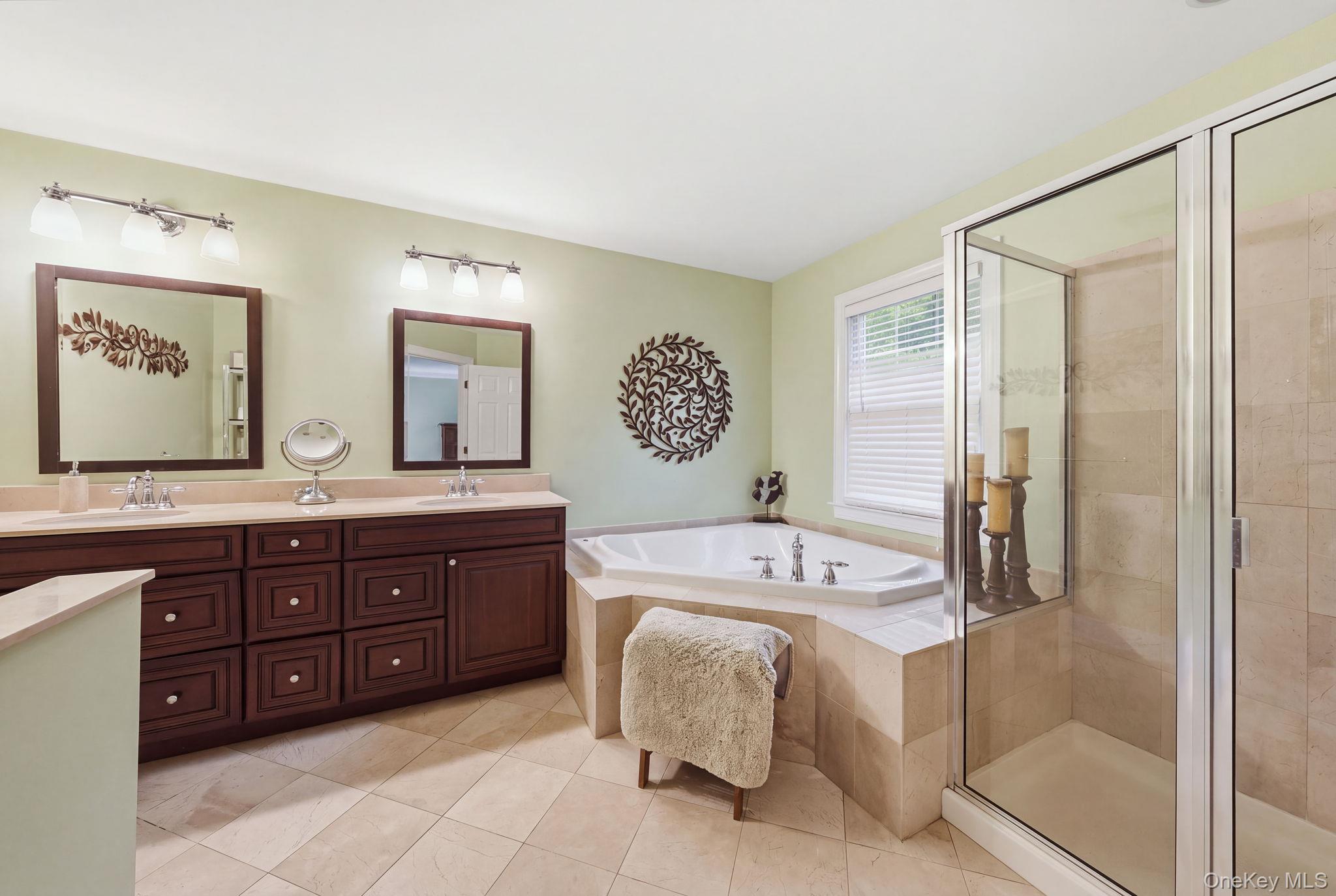 3 Baltusrol Court Property Photo 17