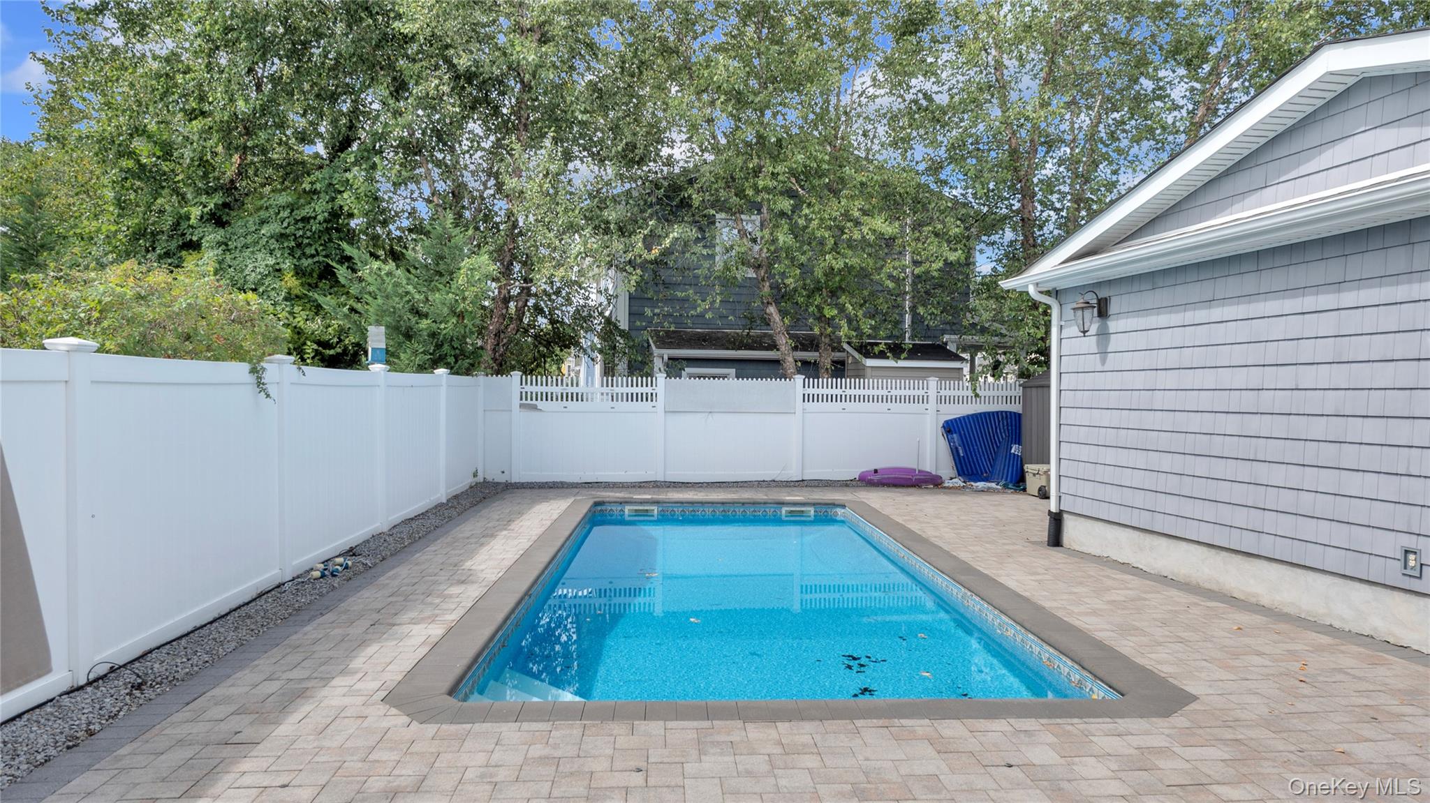 148 Wyandanch Avenue Property Photo 31