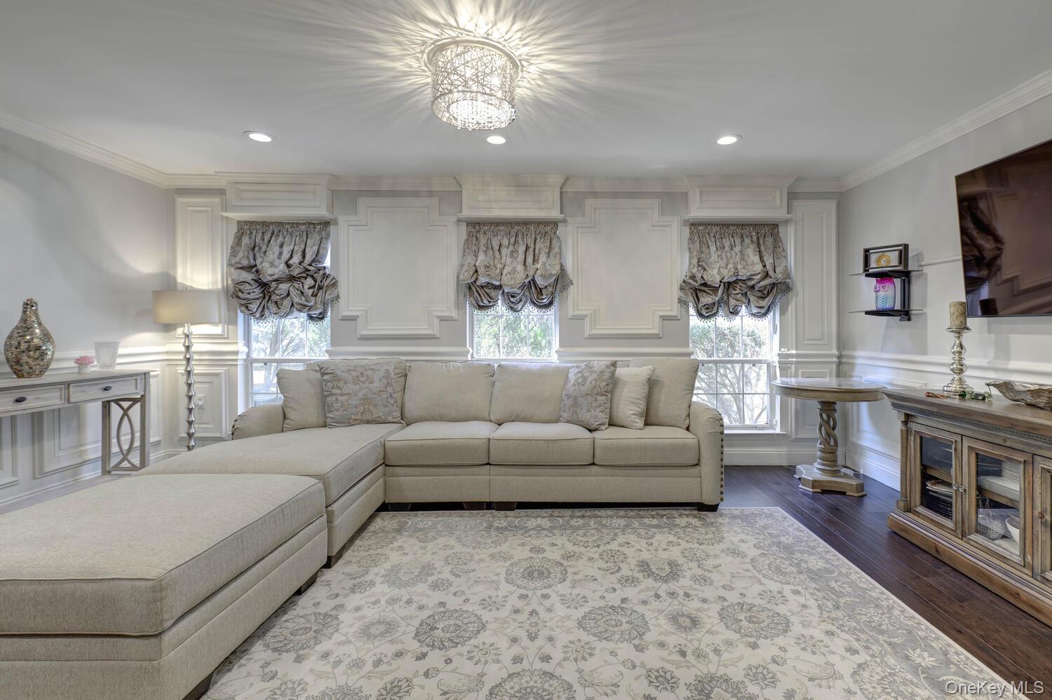 2 Woodtree Drive Property Photo 8