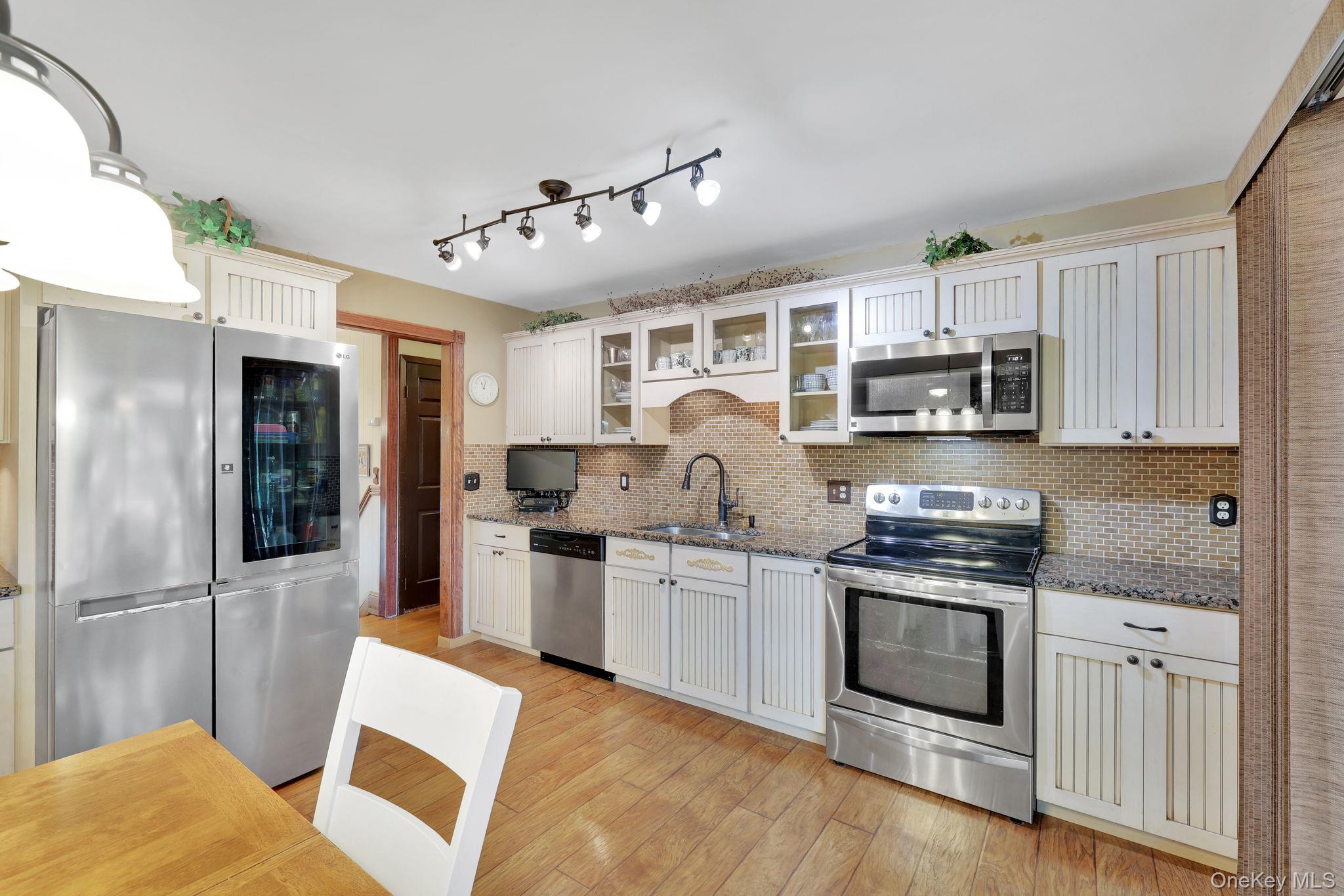 10 Sagamore Drive Property Photo 9