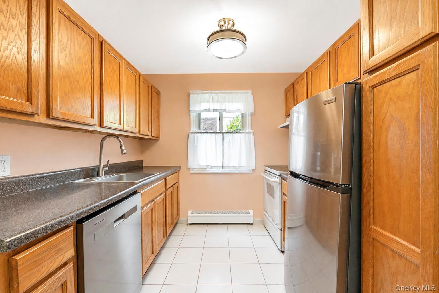 2439 Union Boulevard 3a Property Photo 10