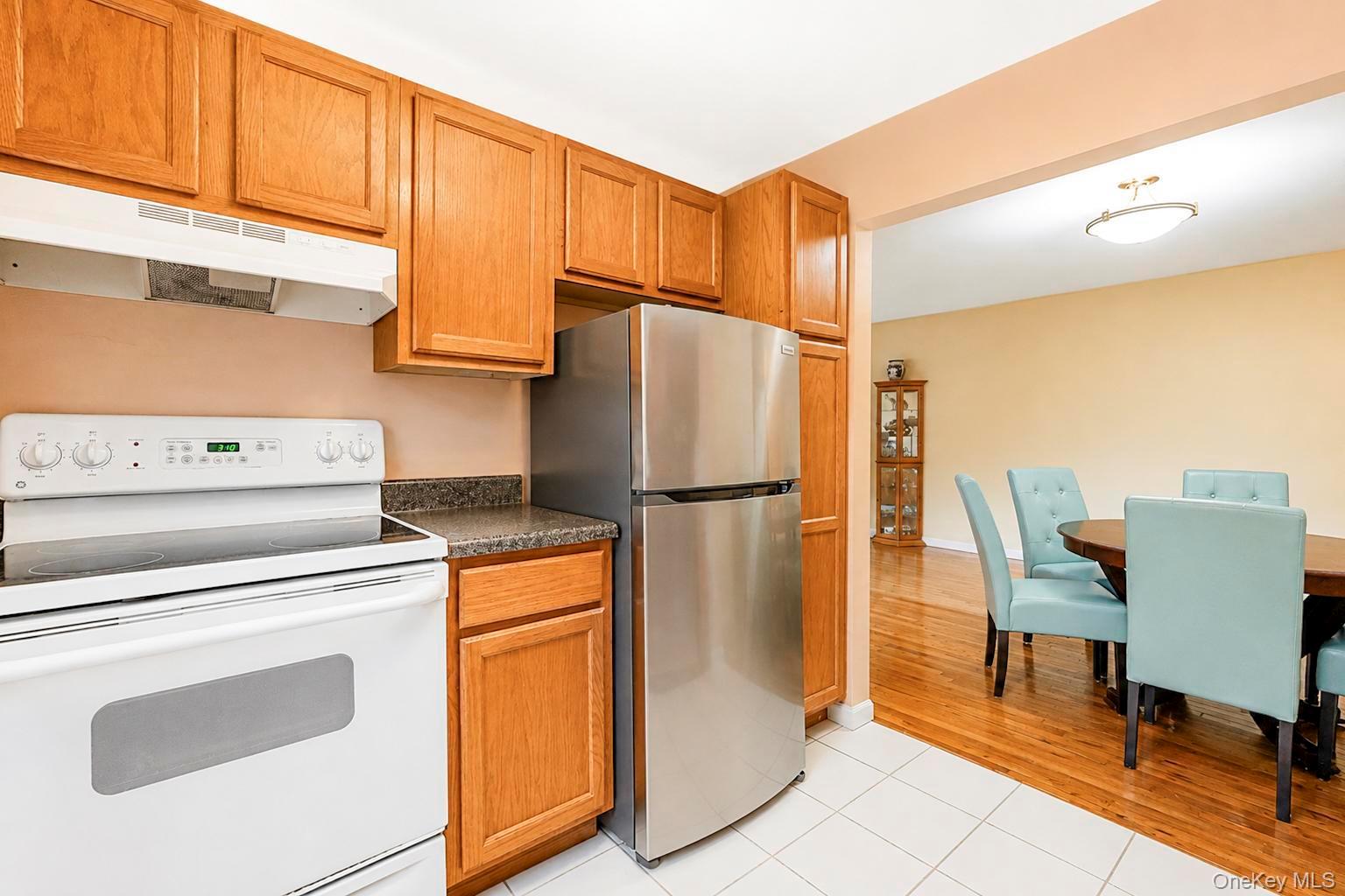 2439 Union Boulevard 3a Property Photo 13