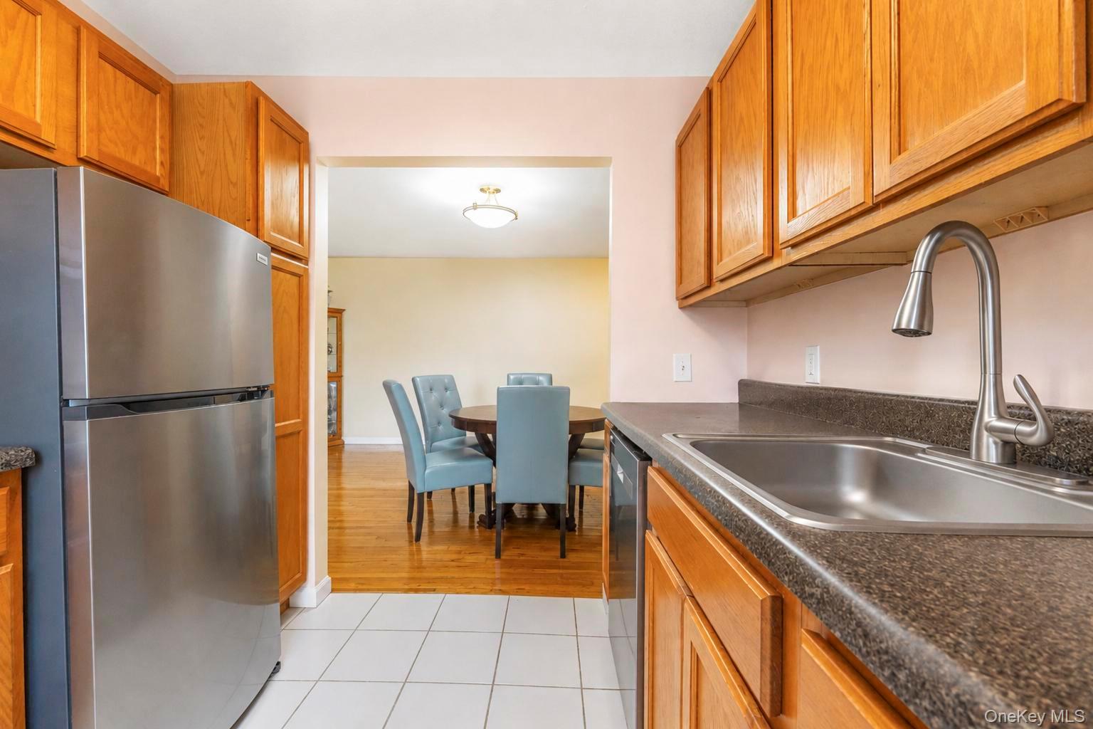 2439 Union Boulevard 3a Property Photo 14