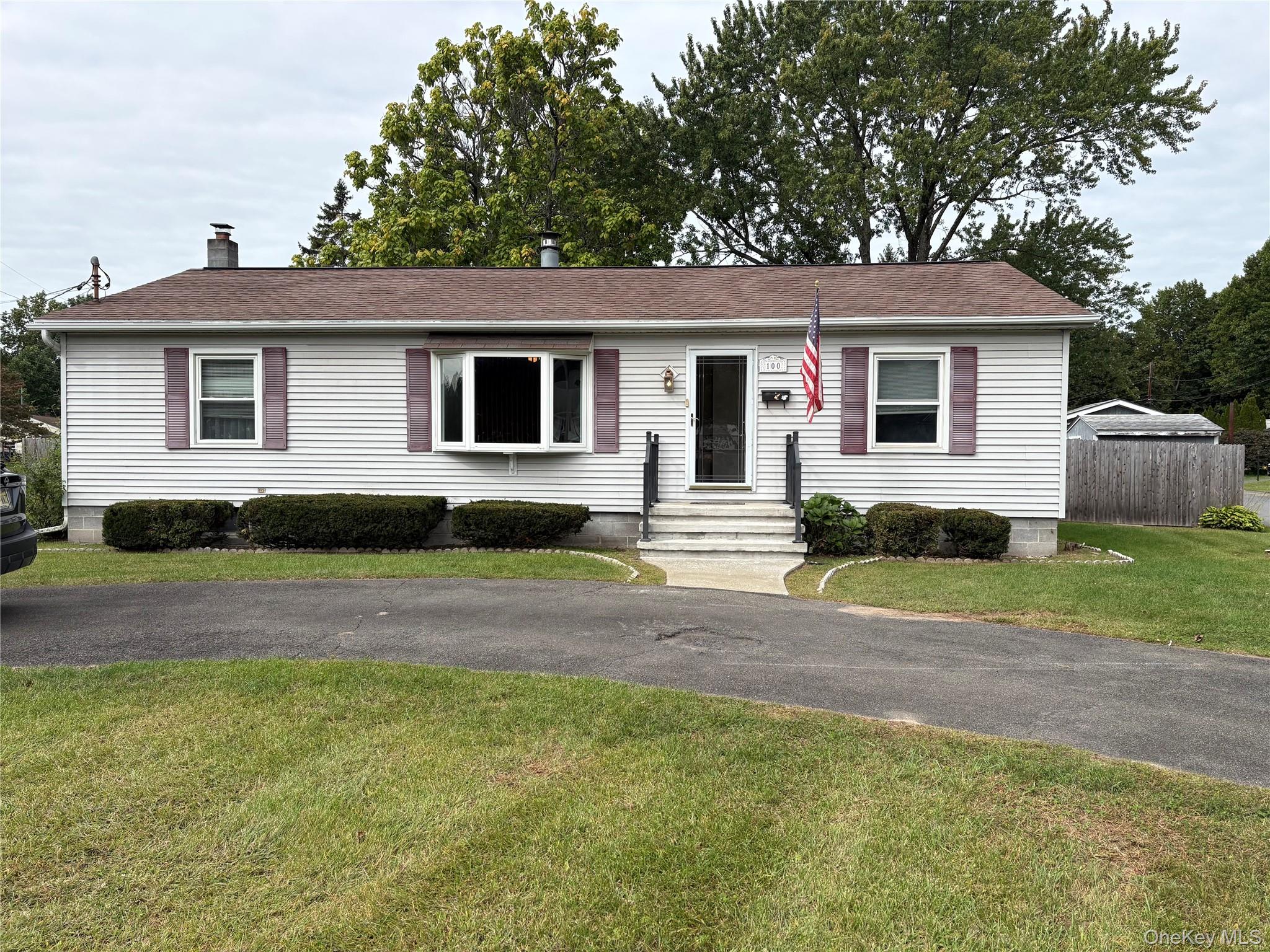 100 John Street Property Photo 1
