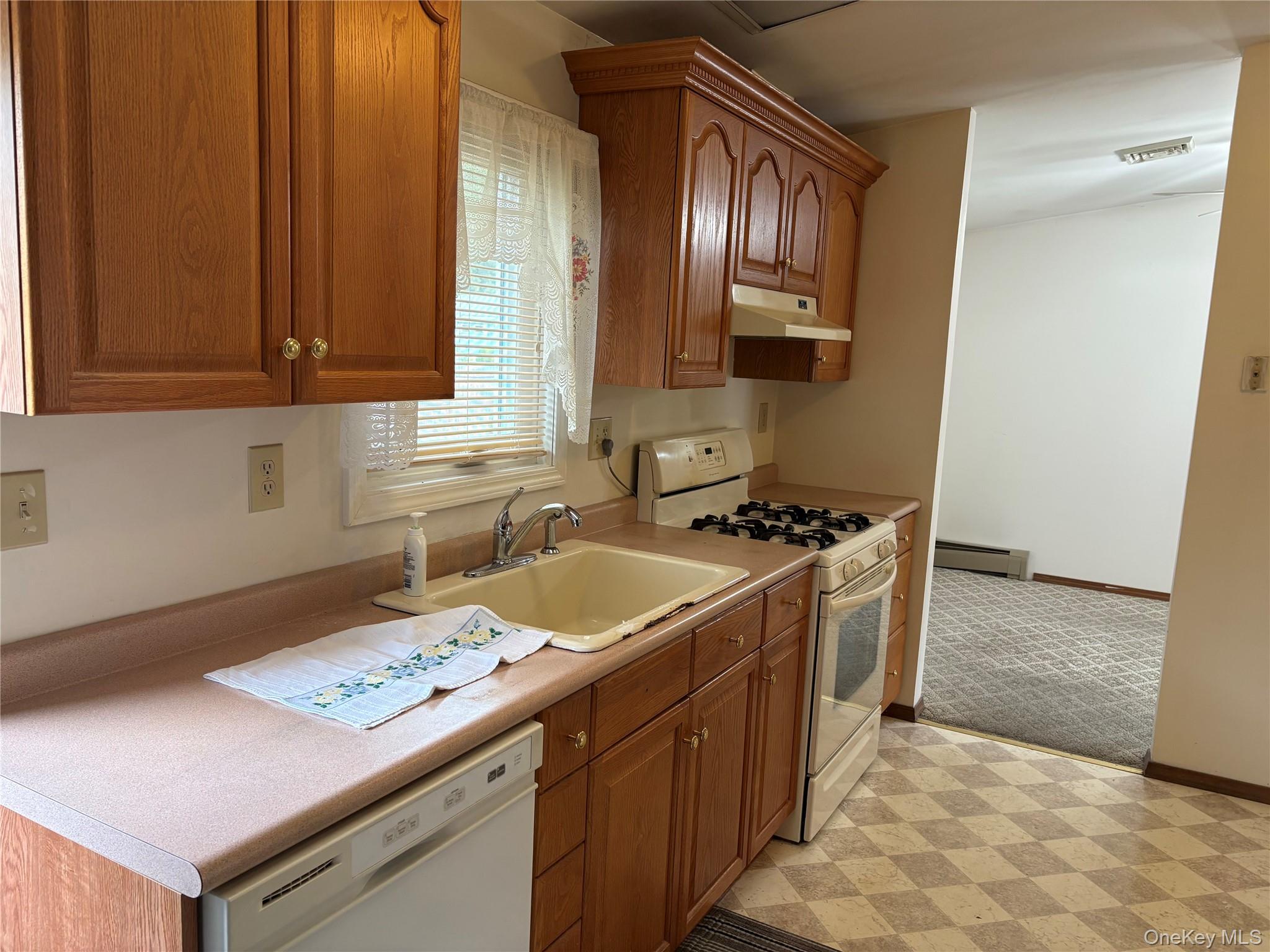 100 John Street Property Photo 8