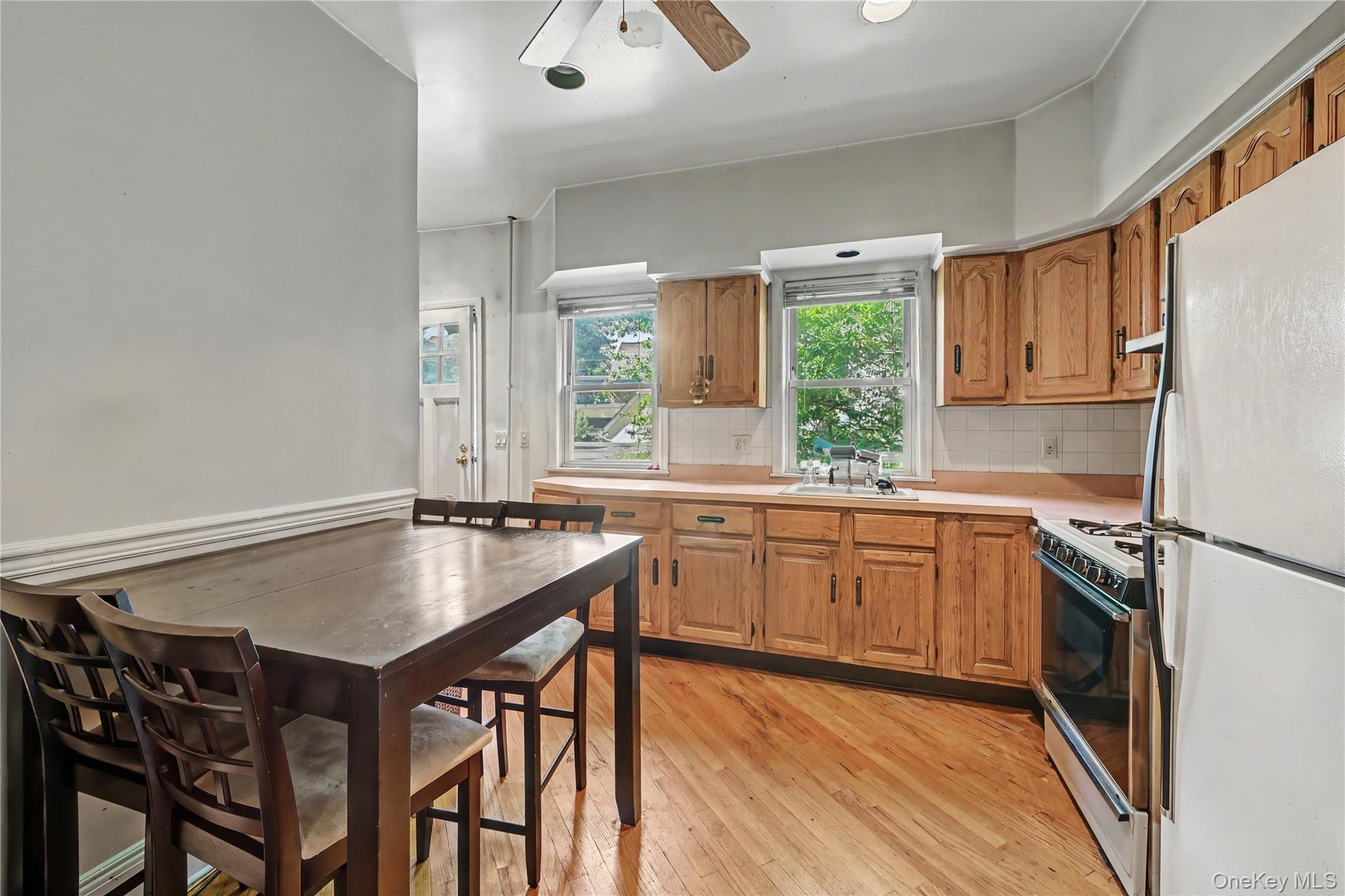 176 Archer Avenue Property Photo 5