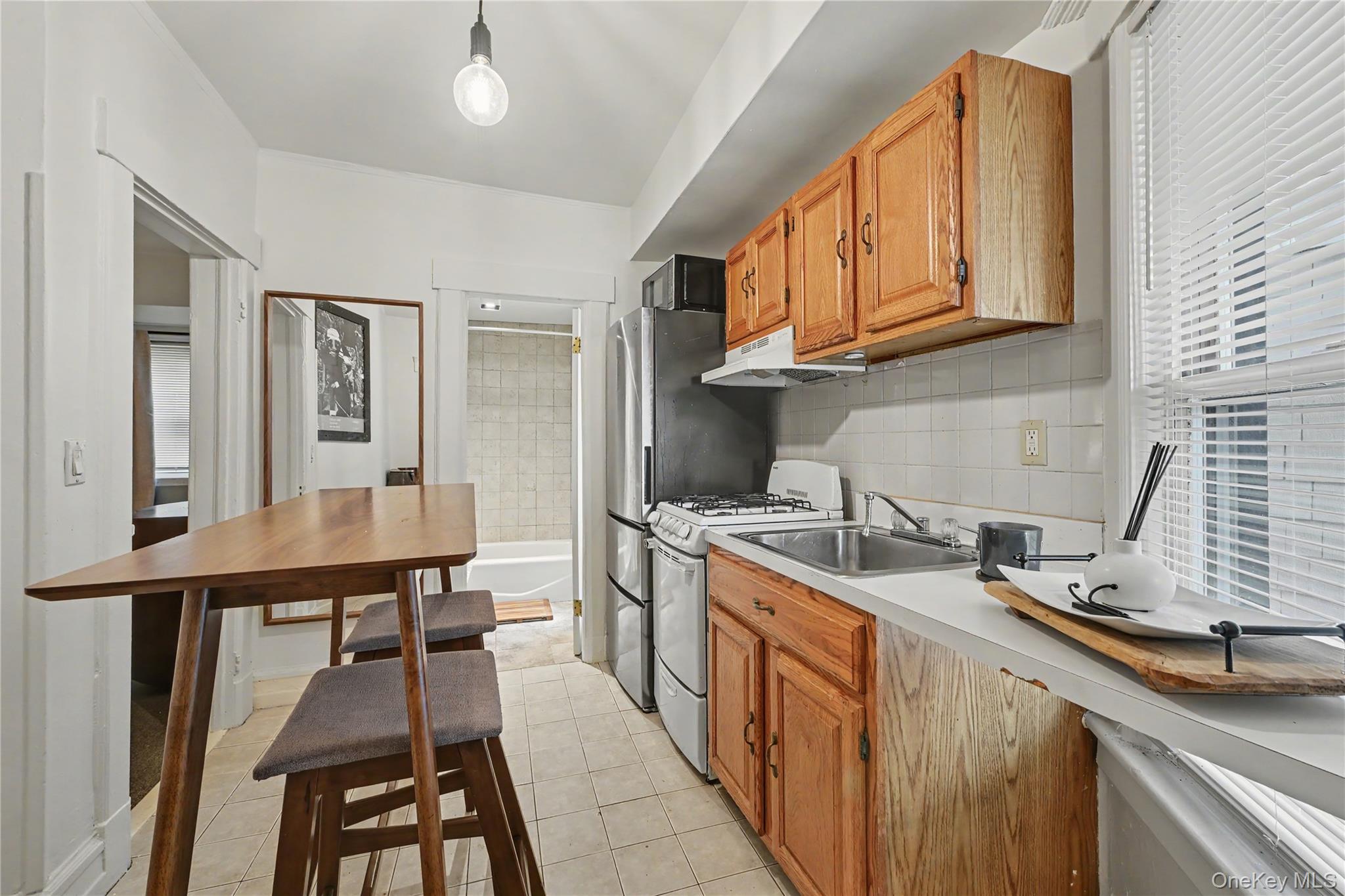 176 Archer Avenue Property Photo 19