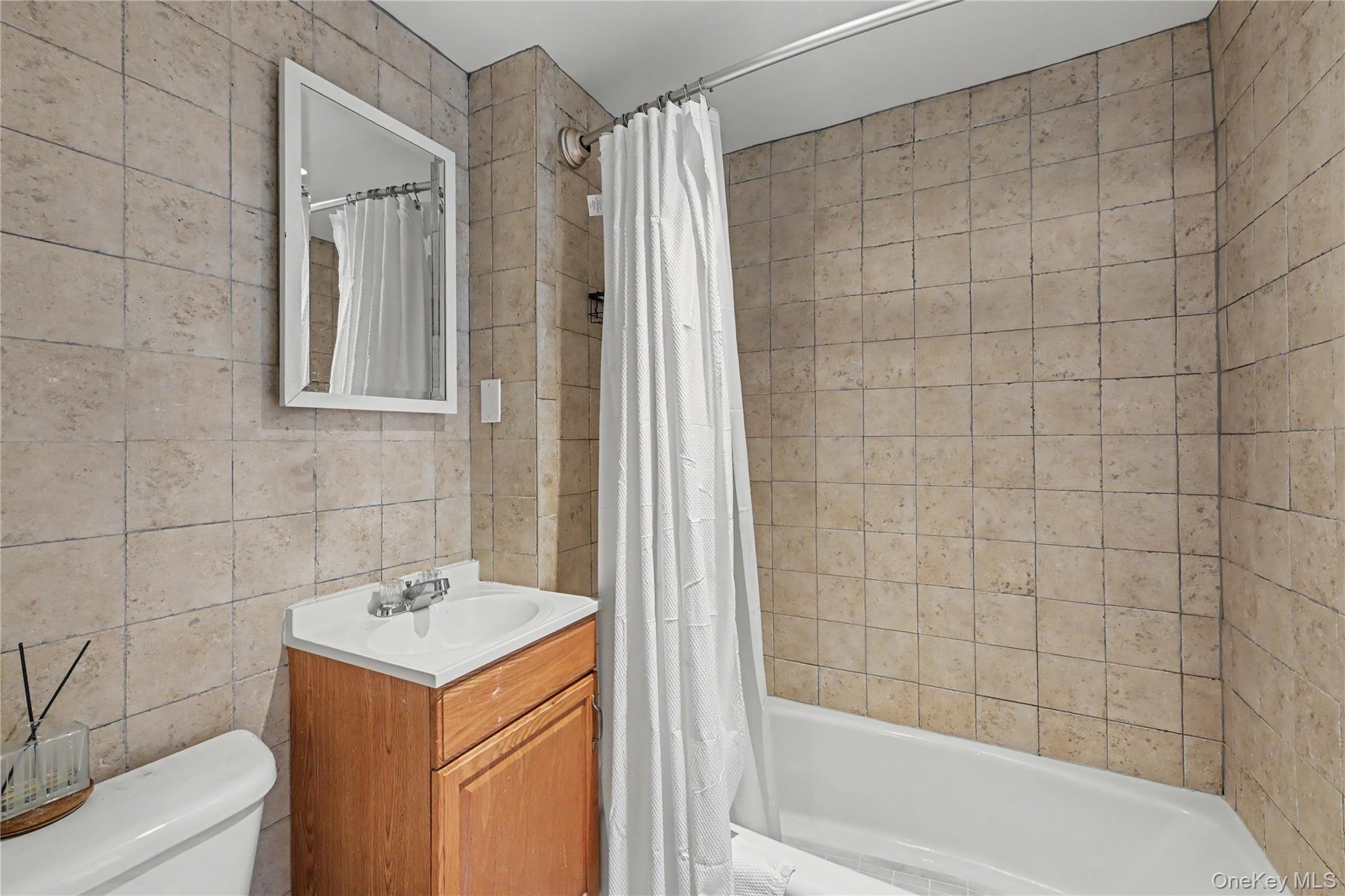 176 Archer Avenue Property Photo 23