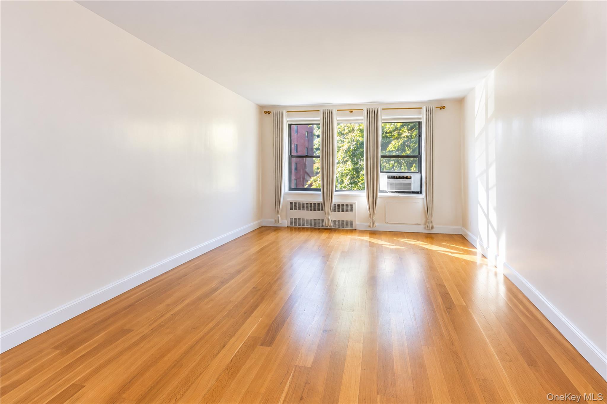 3215 Arlington Avenue 2a Property Photo 6