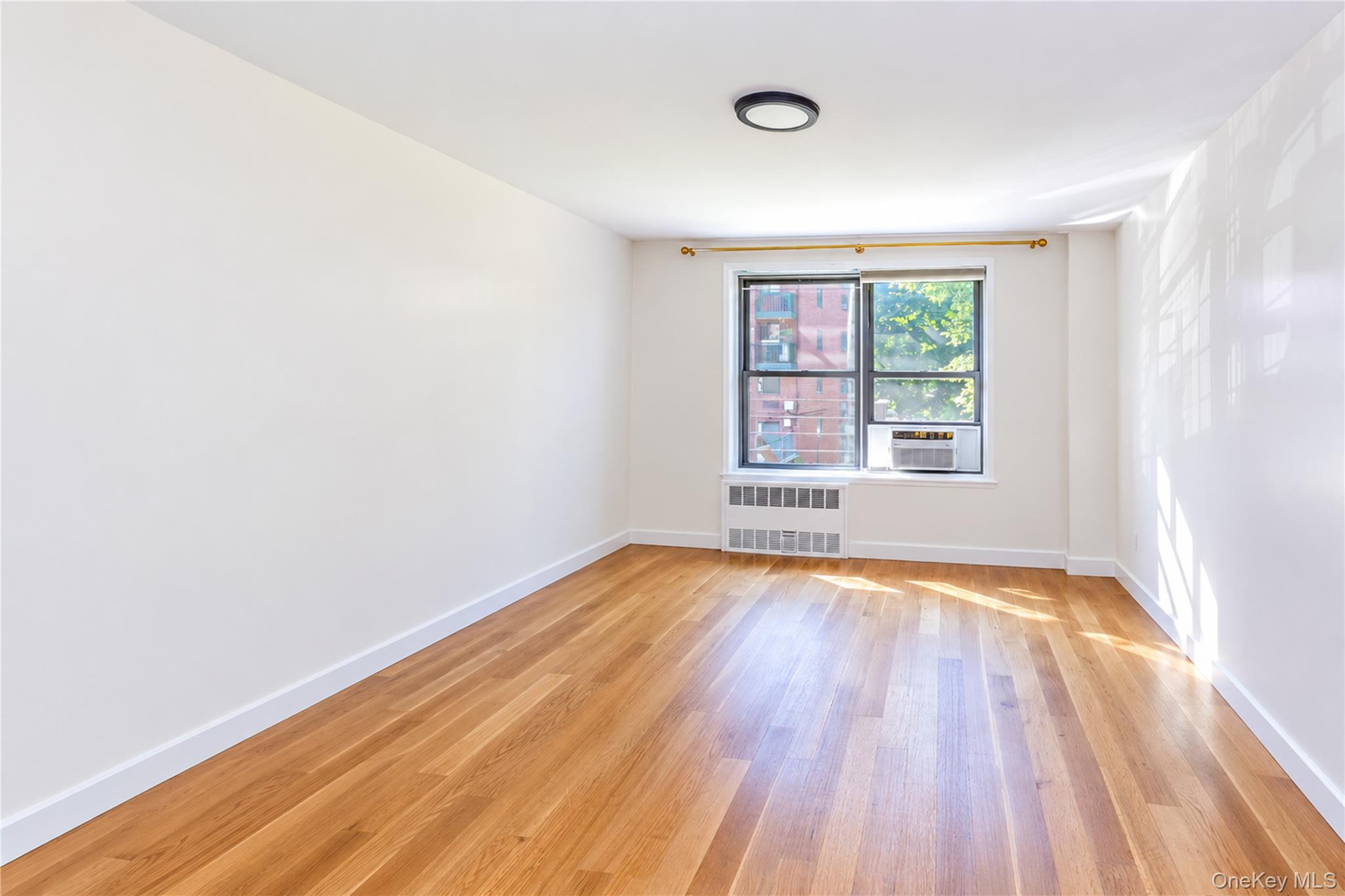 3215 Arlington Avenue 2a Property Photo 8