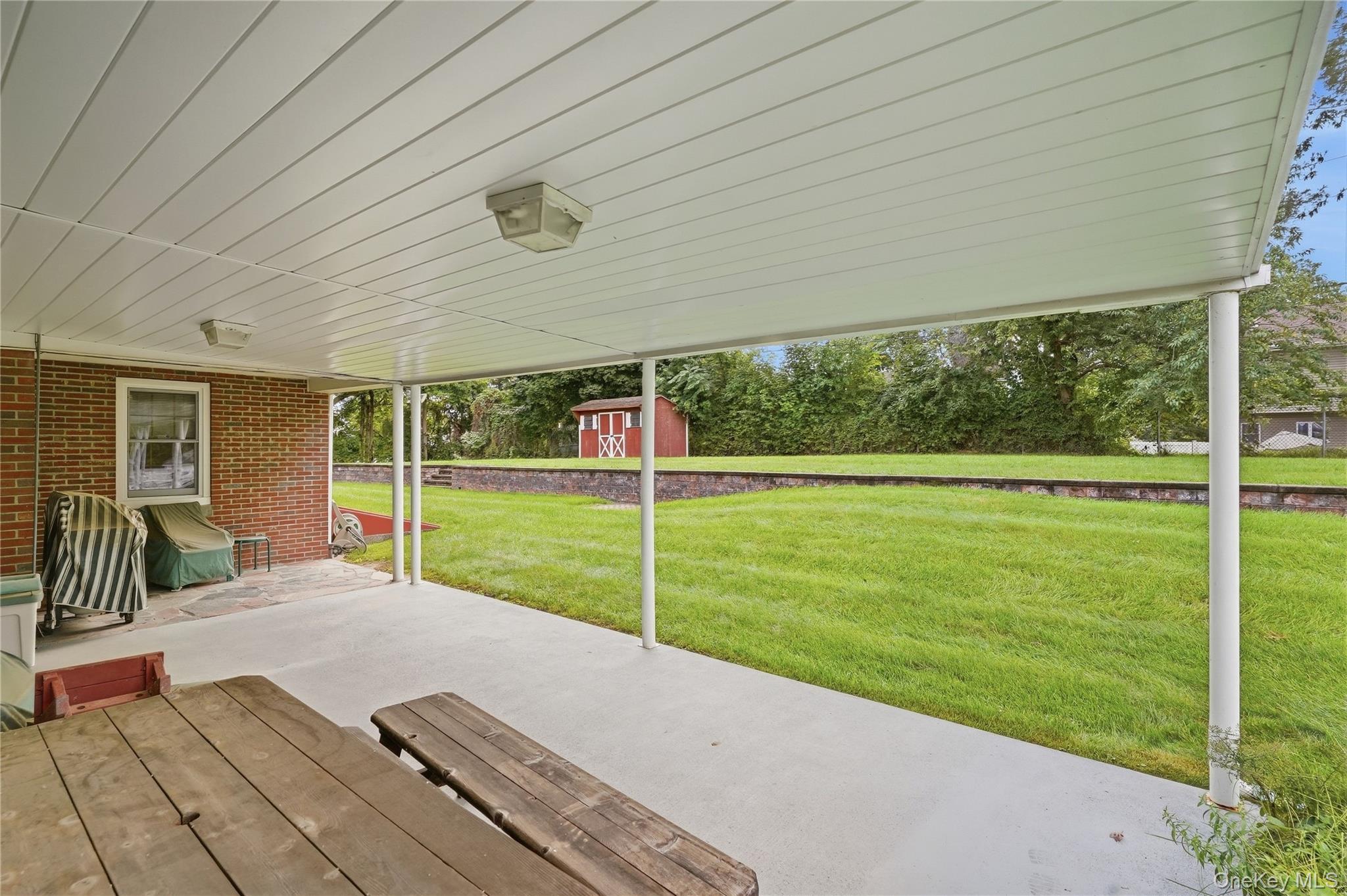 25 E Willow Street Property Photo 20