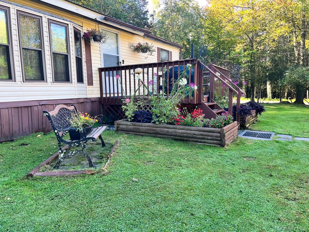166 Seeman Road Property Photo 2