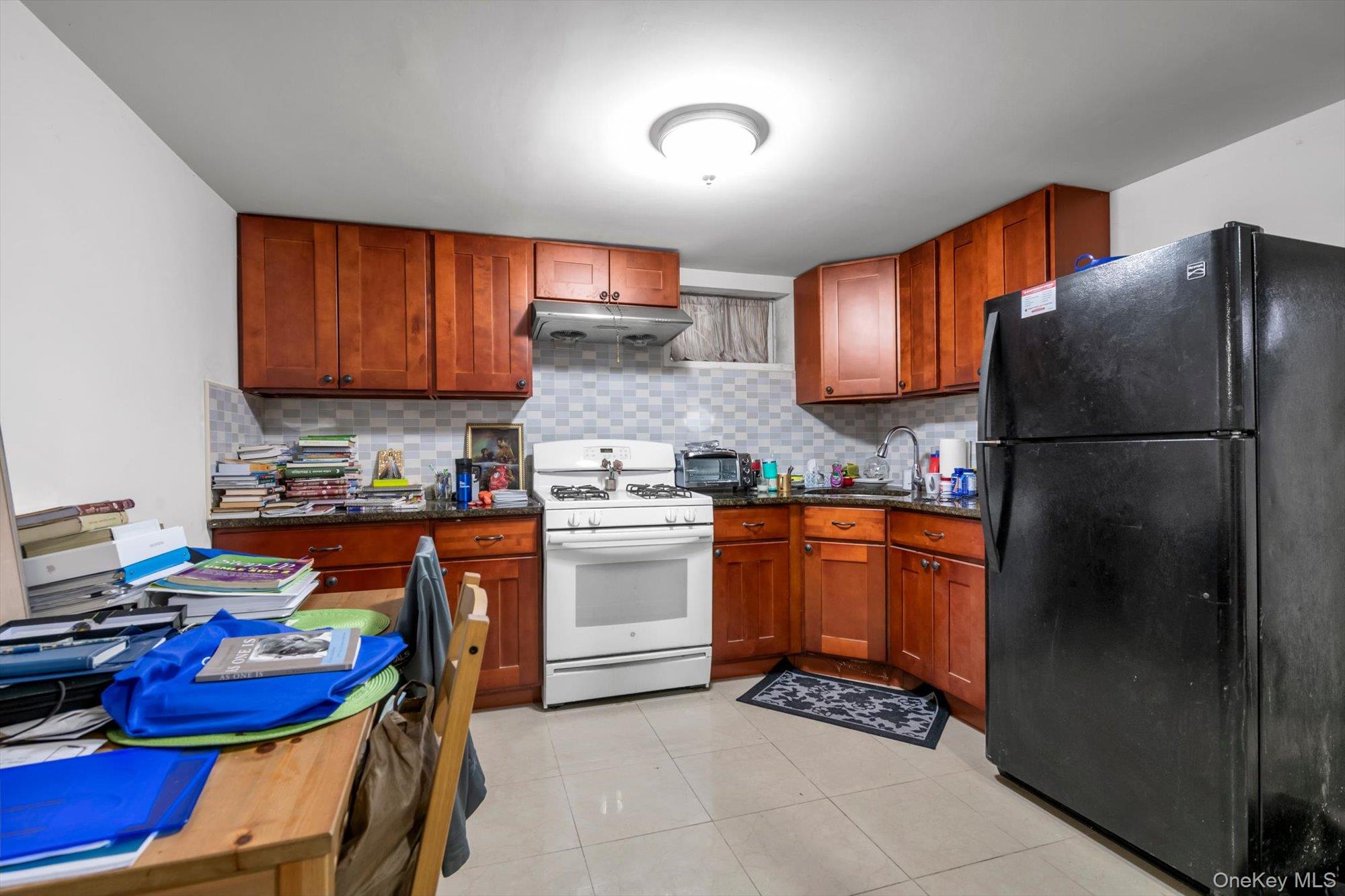 33-25 88th Street Property Photo 5
