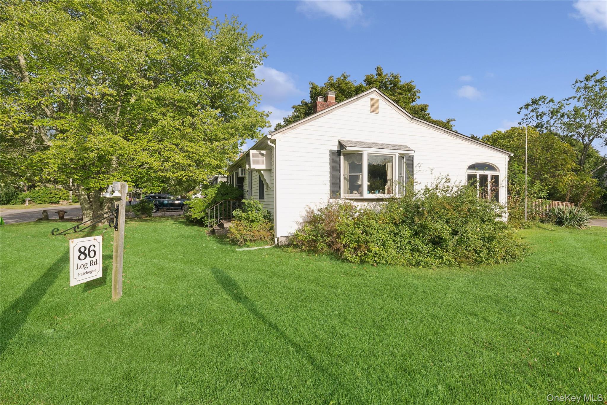 86 Log Road Property Photo 11