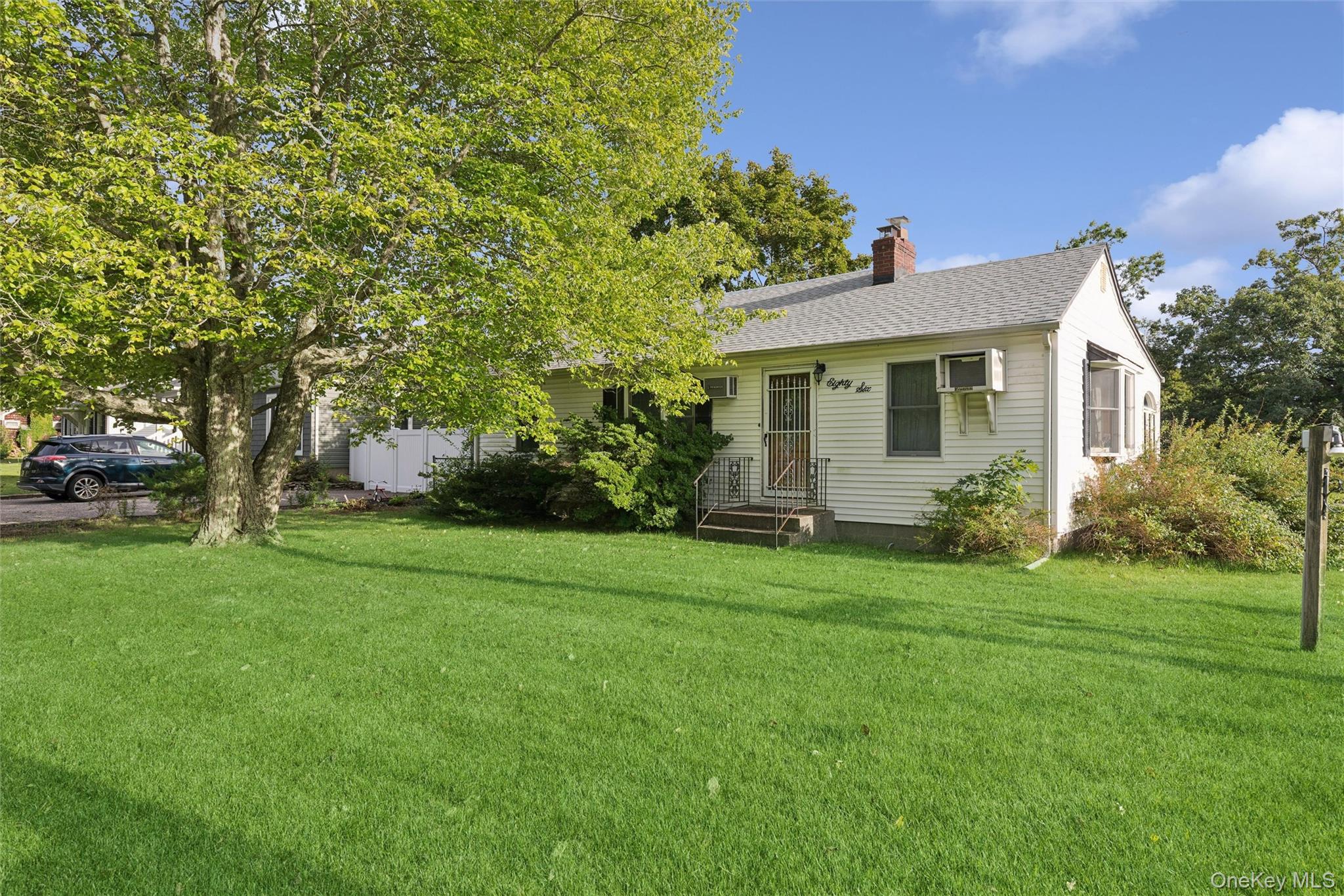 86 Log Road Property Photo 15