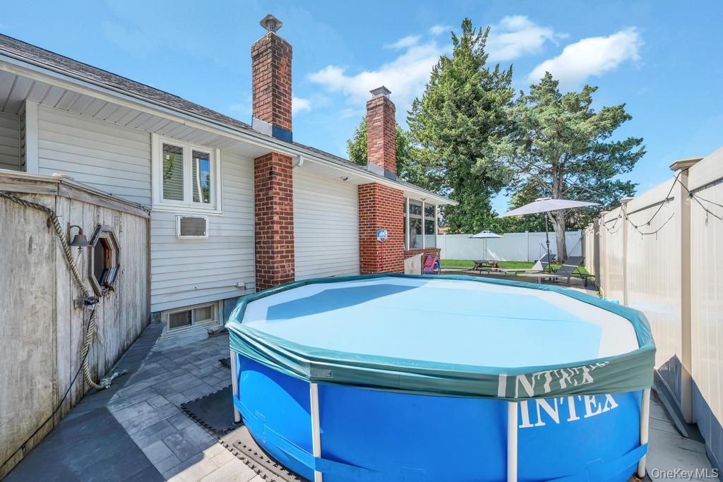 2327 Cleveland Street Property Photo 19