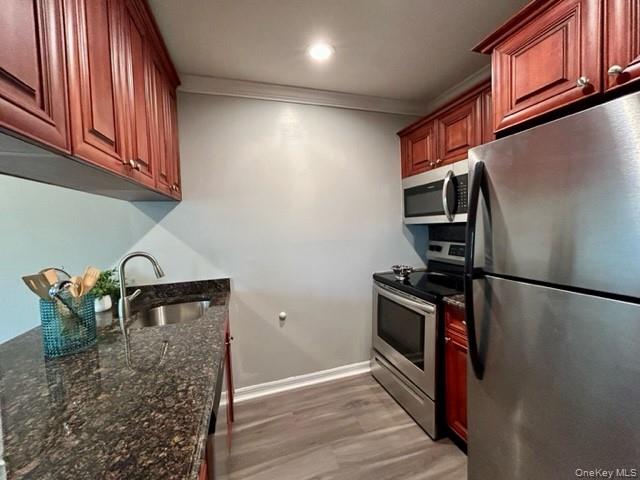 184 Hallock Road 3f2 Property Photo 3