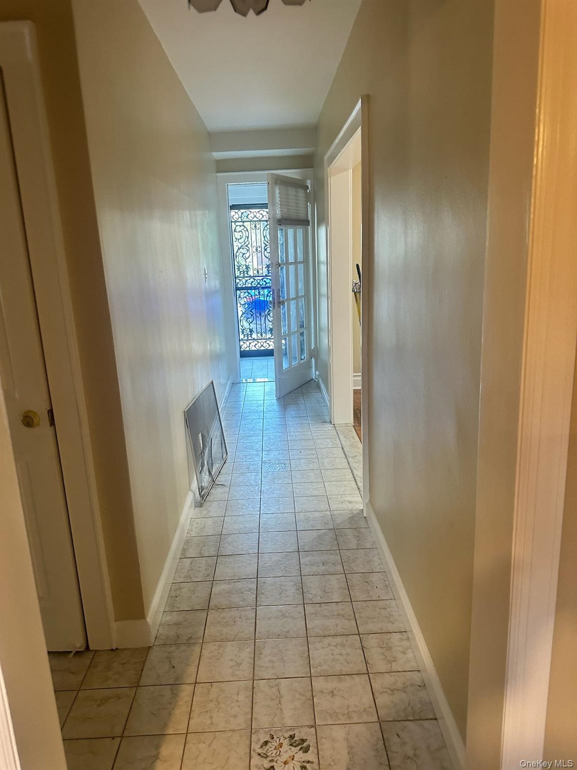 368 Packman Avenue Property Photo 10