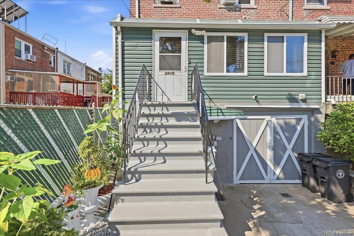 3309 Hone Avenue Property Photo 4