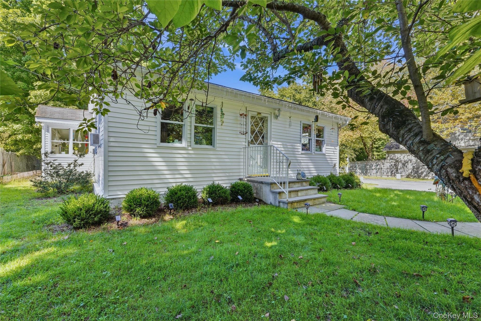 280 Noxon Road Property Photo 2