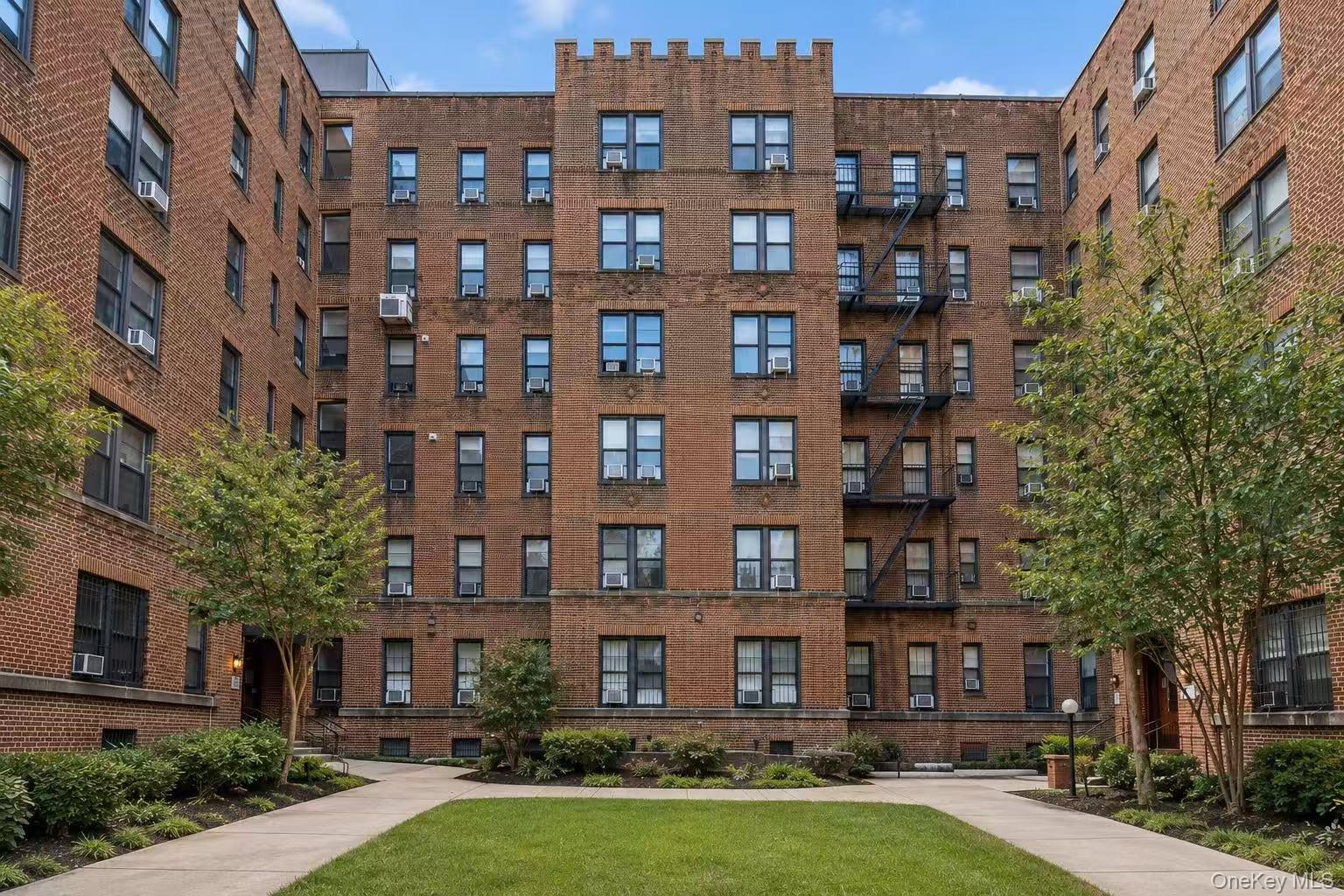 4220 Kissena Boulevard A10 Property Photo 1