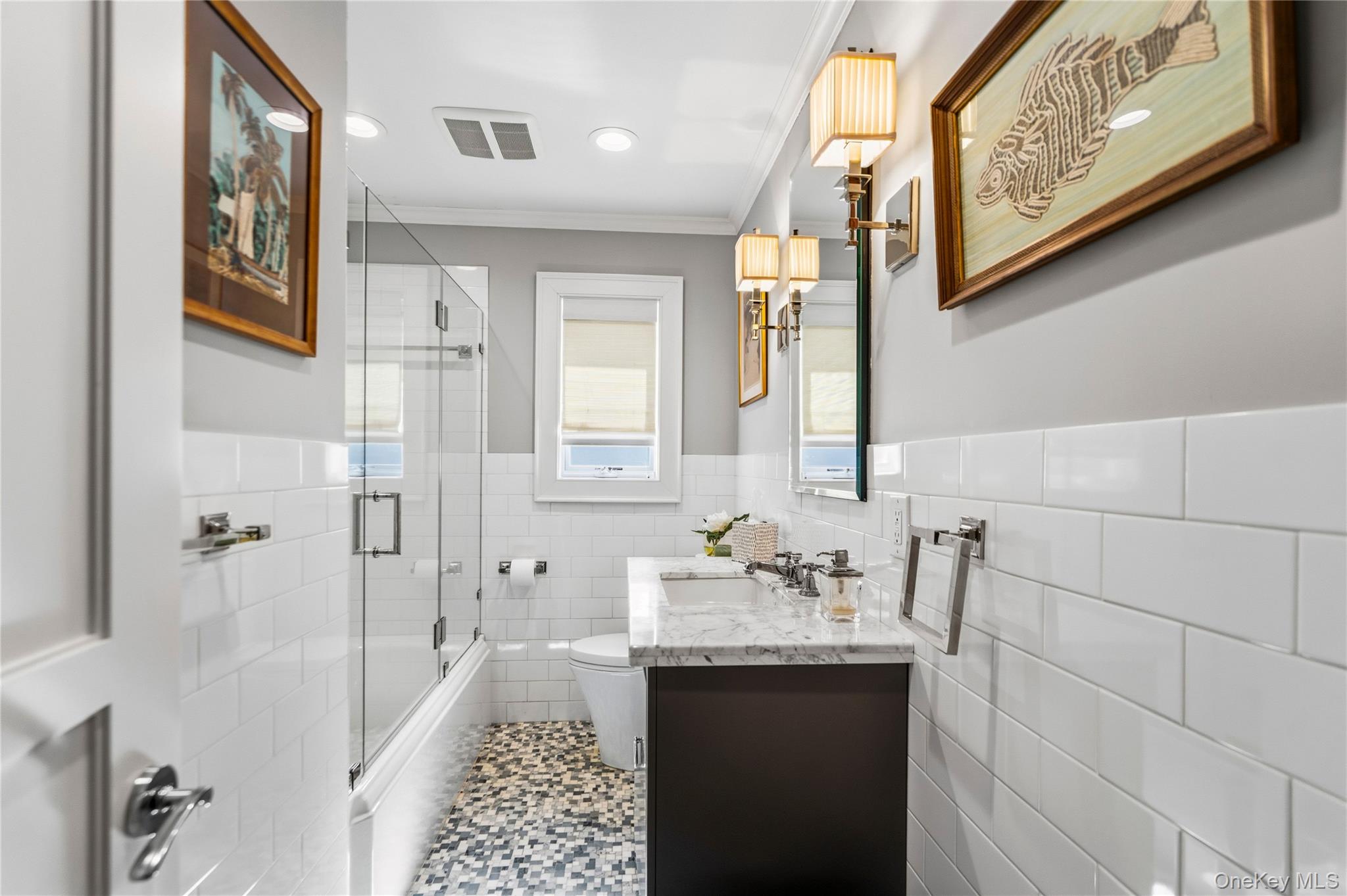 646 The Concourse Property Photo 14