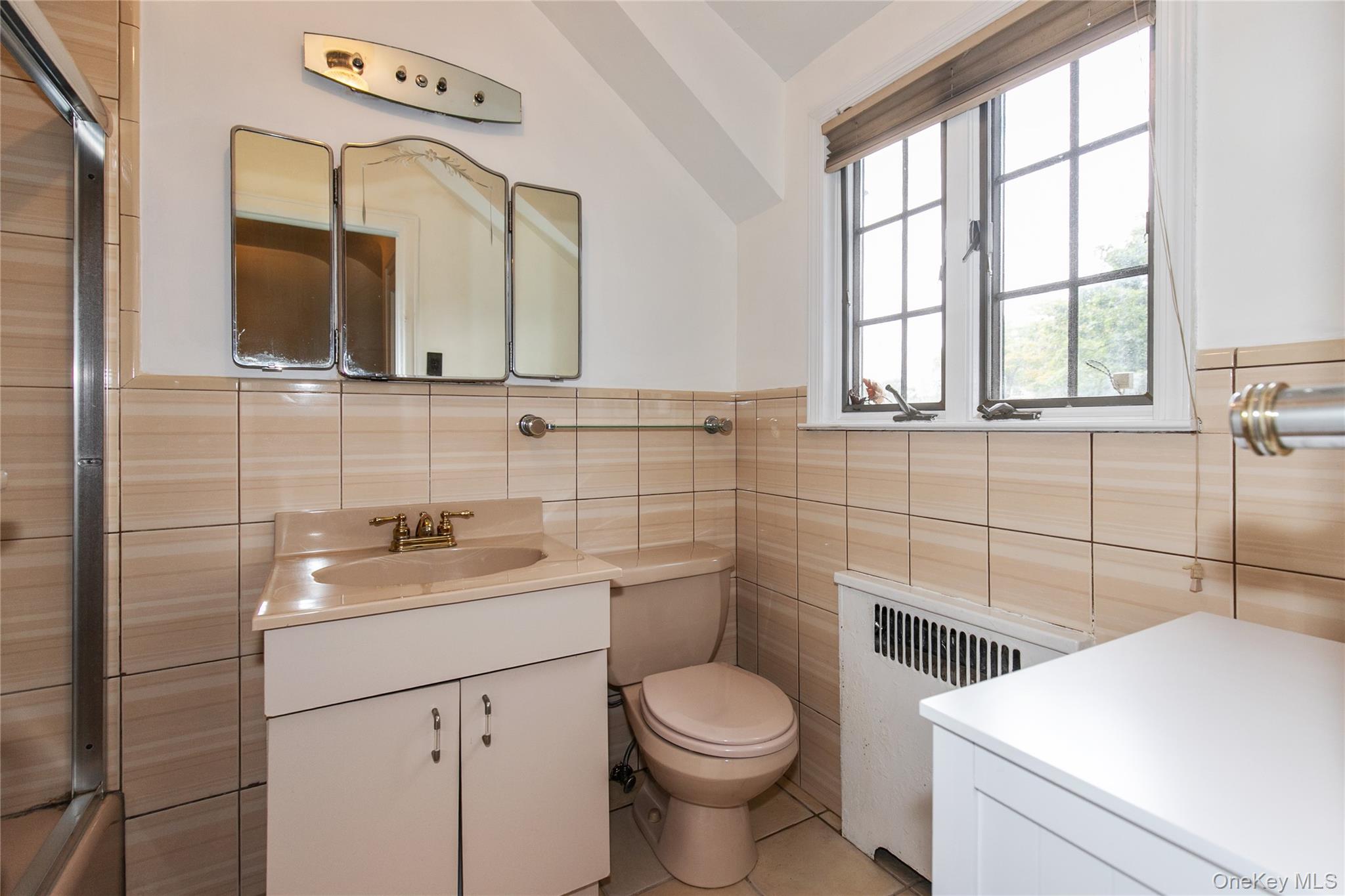 85 Oxford Boulevard Property Photo 16
