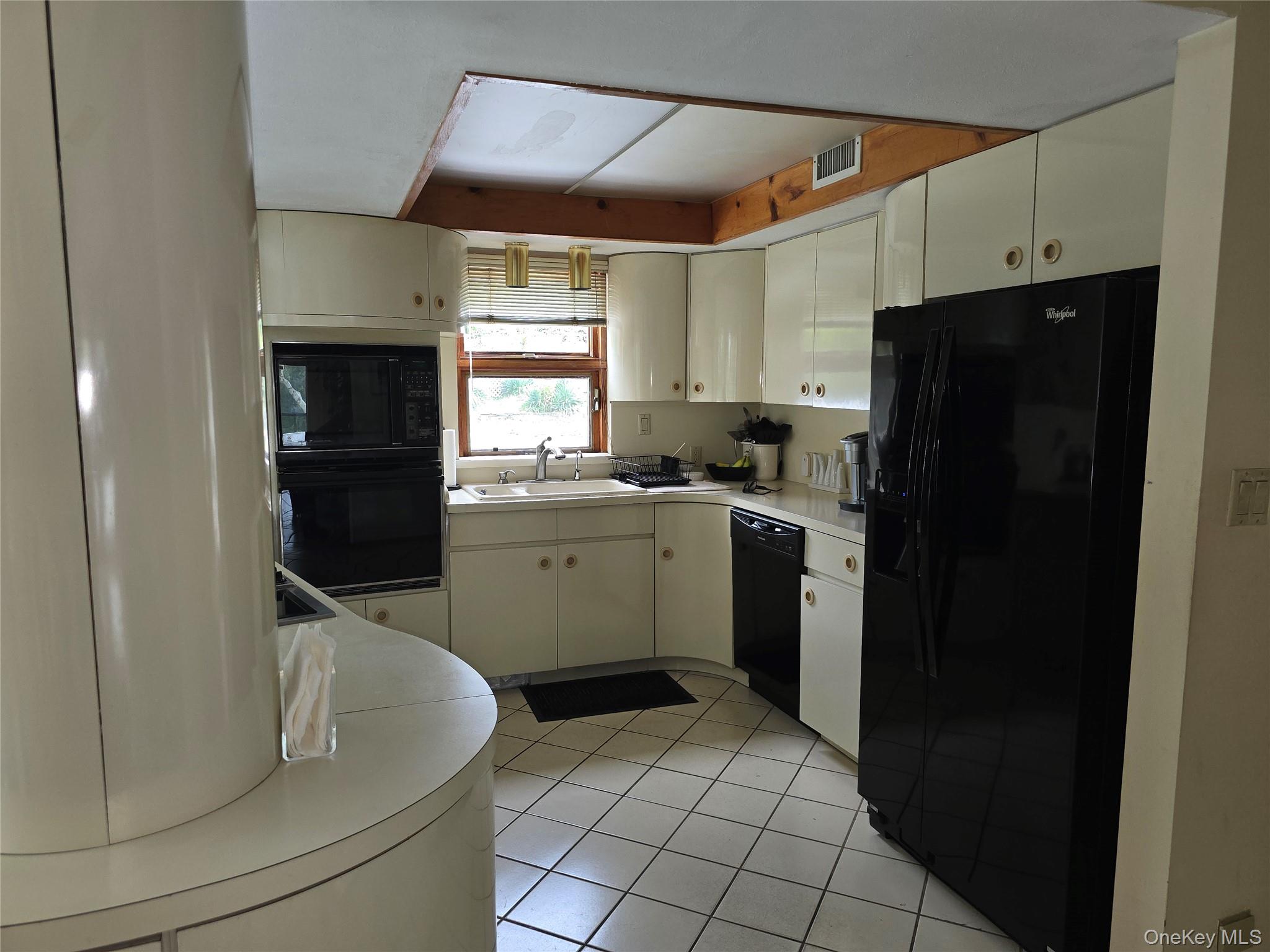 22 Waters Edge Lane Property Photo 17