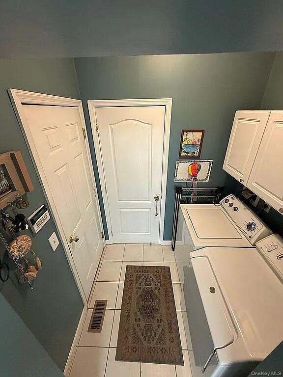 8 Ashford Lane Property Photo 9
