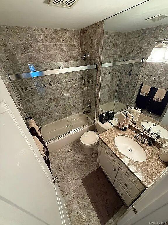 8 Ashford Lane Property Photo 15