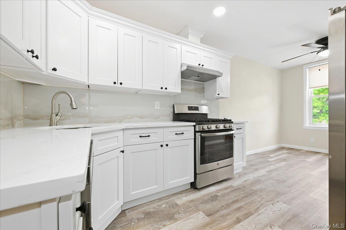87-68 Little Neck Parkway Property Photo 14