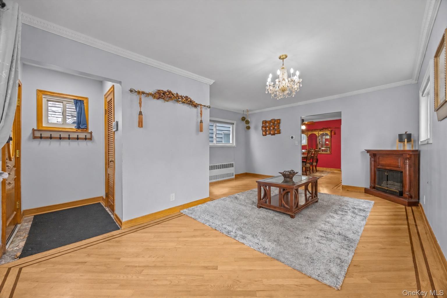 1515 E 55th Street Property Photo 2