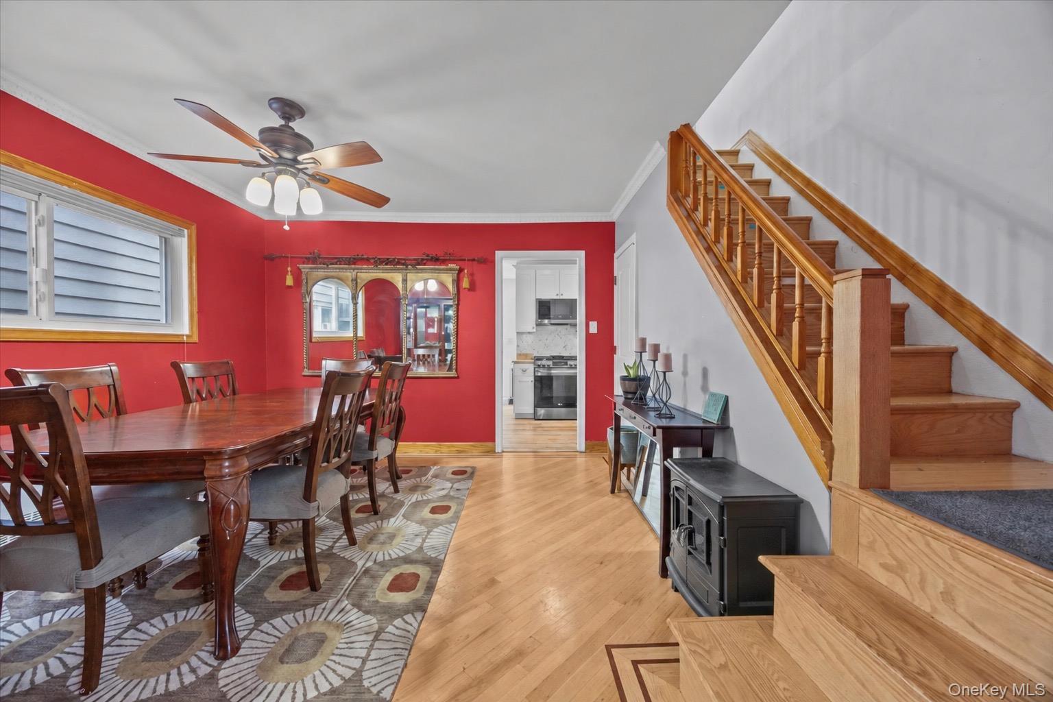 1515 E 55th Street Property Photo 4
