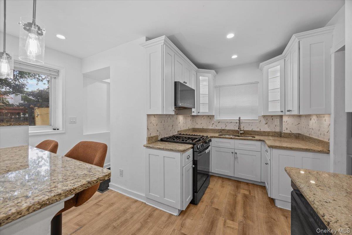 1515 E 55th Street Property Photo 8