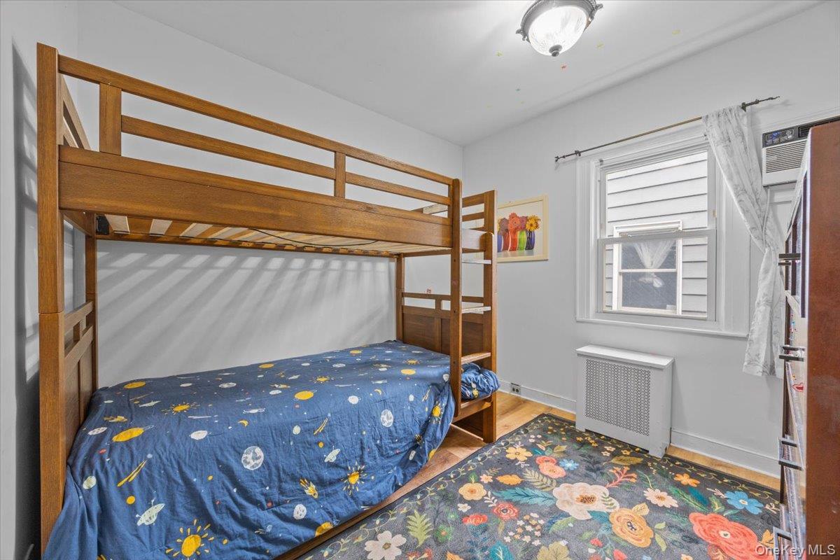 1515 E 55th Street Property Photo 12