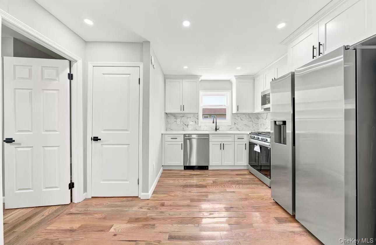 13714 Bedell Street Property Photo 6