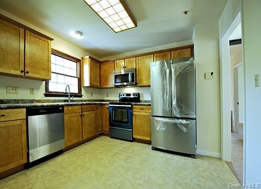 5651 Searsville Road Property Photo 4