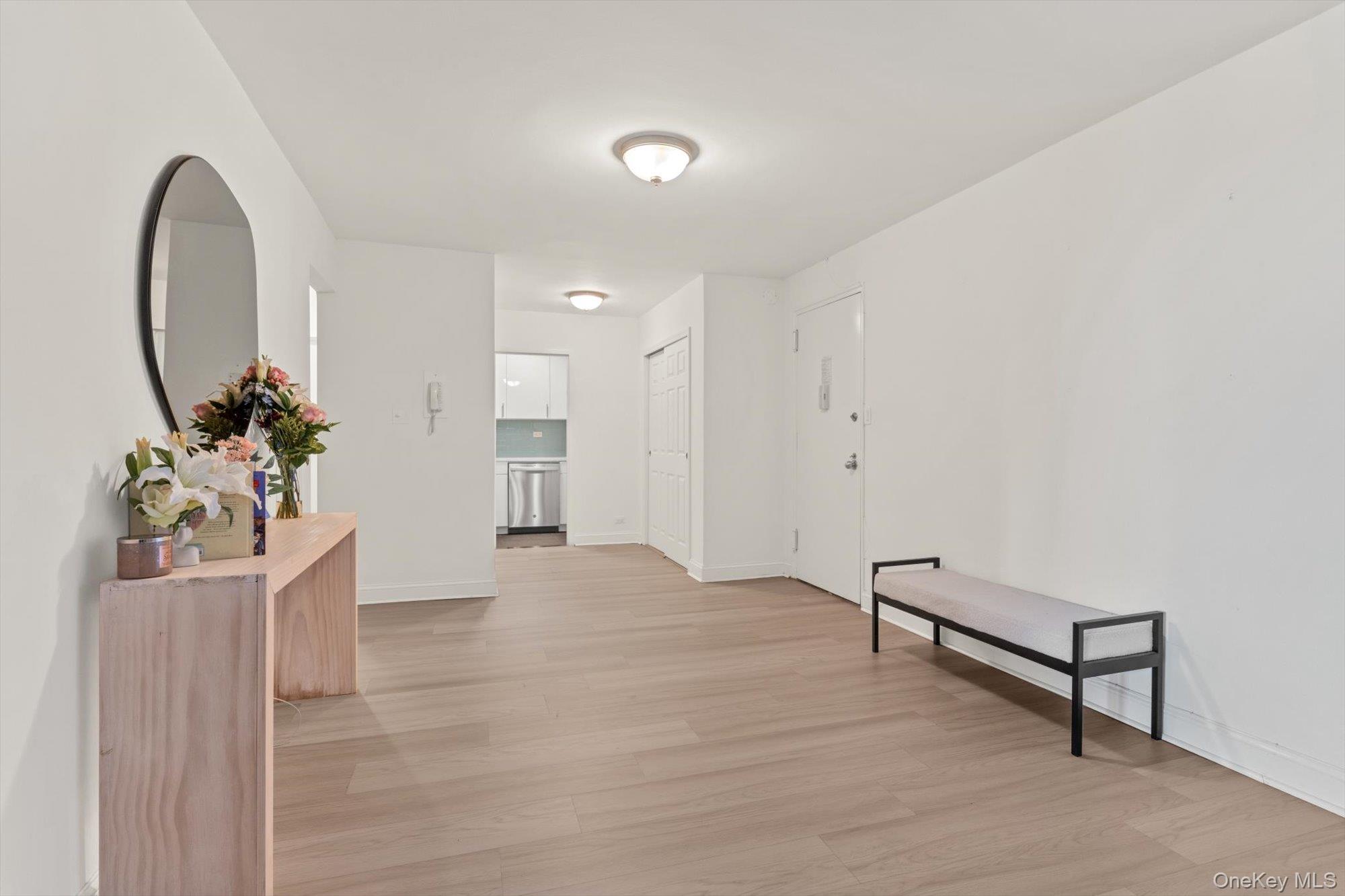 125-10 Queens Boulevard 606 Property Photo 6