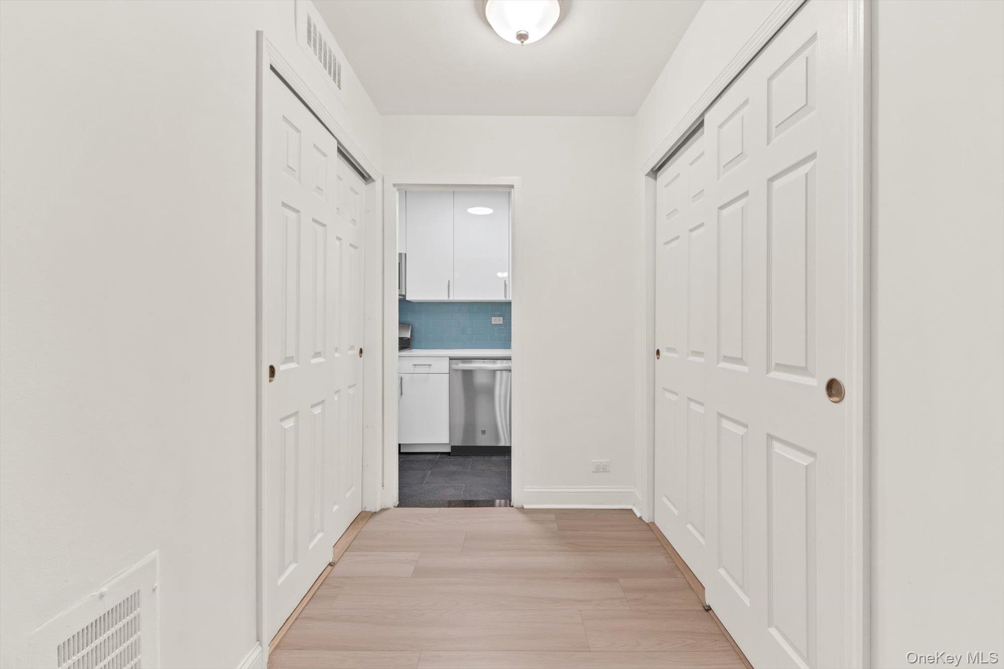 125-10 Queens Boulevard 606 Property Photo 7