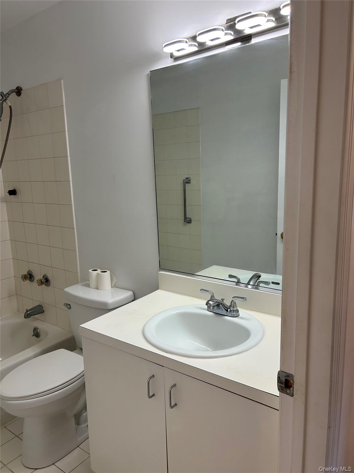 32 Homewood Drive Property Photo 4
