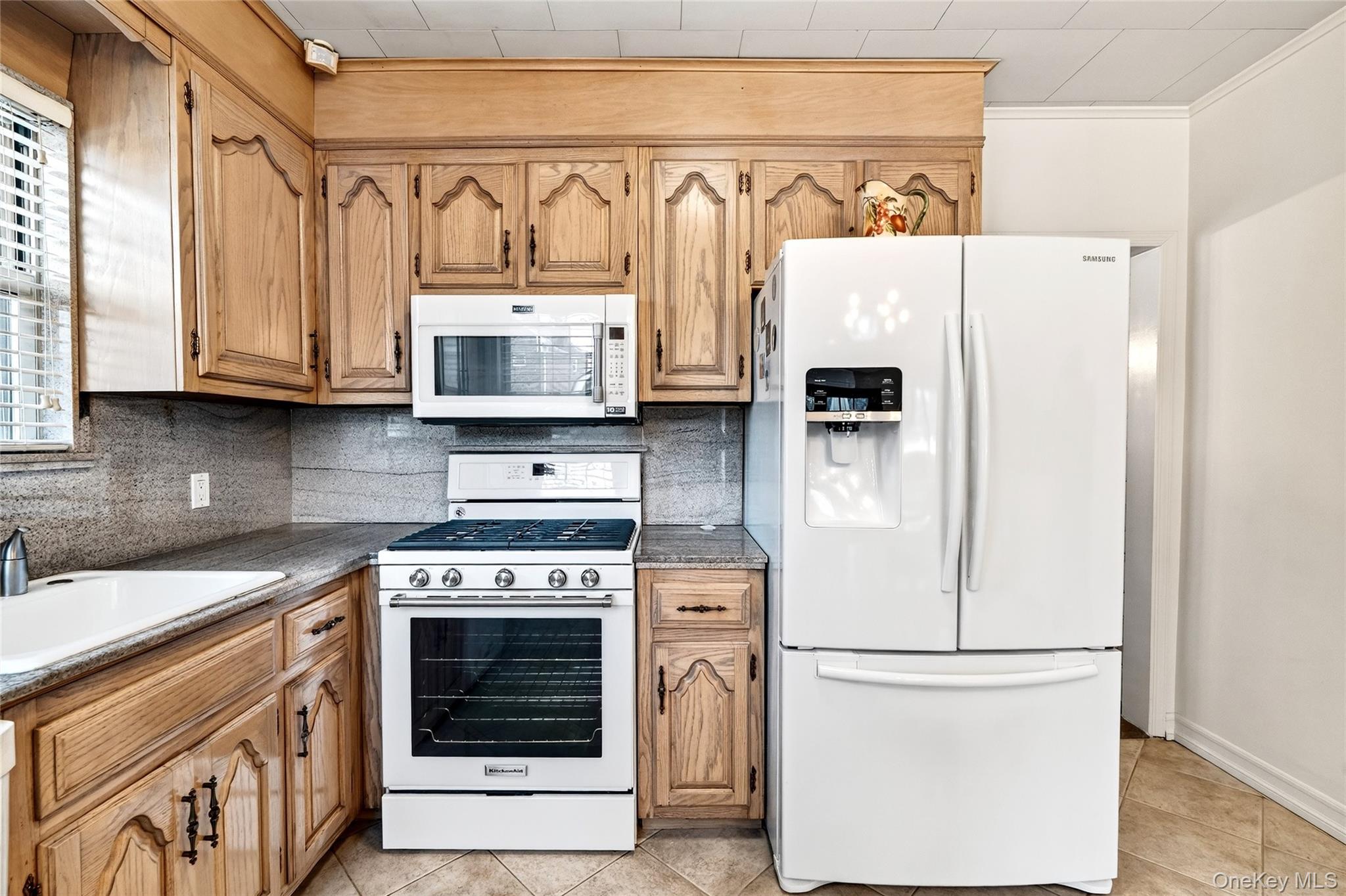 3334 Country Club Road Property Photo 19