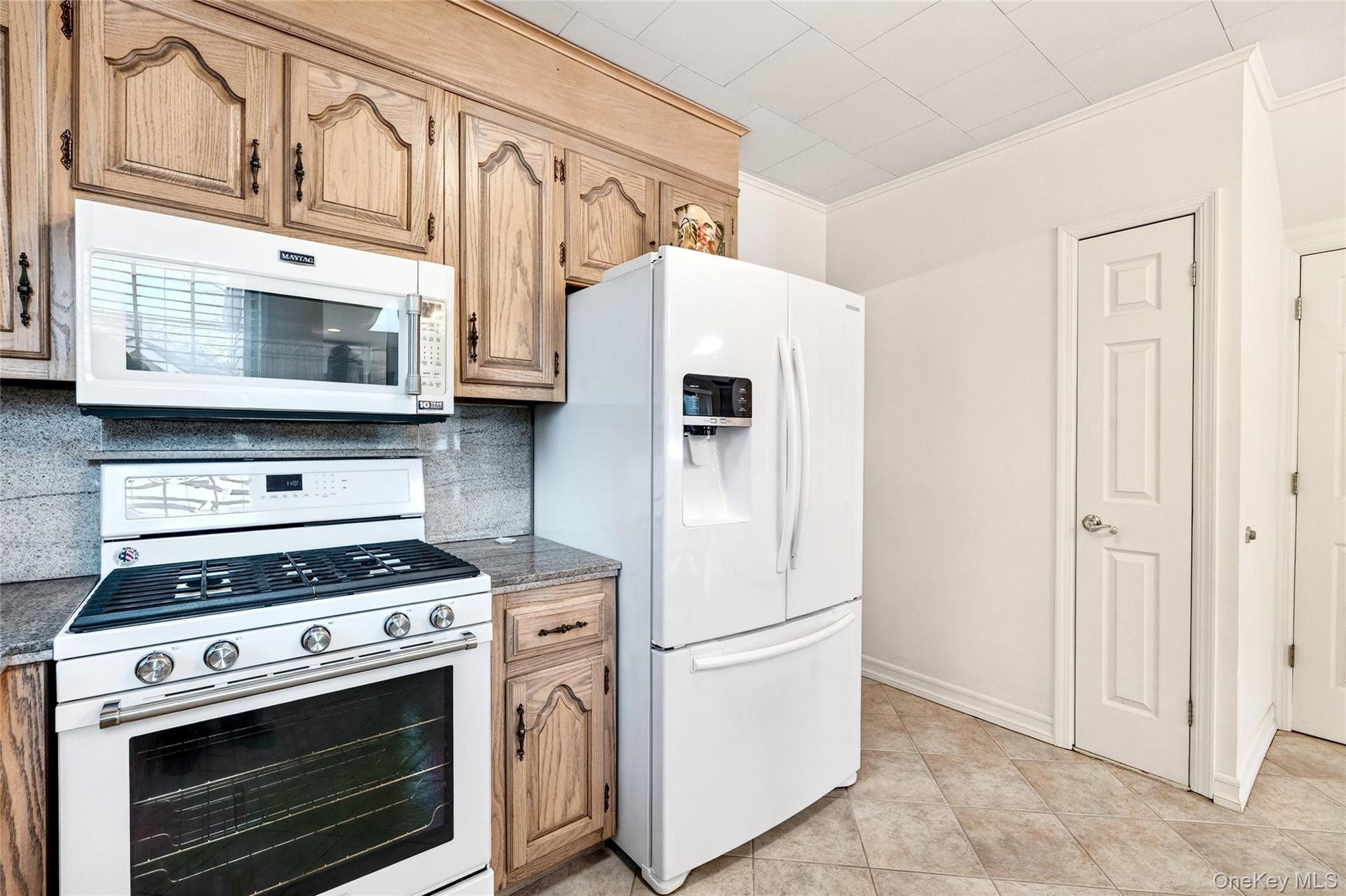 3334 Country Club Road Property Photo 20