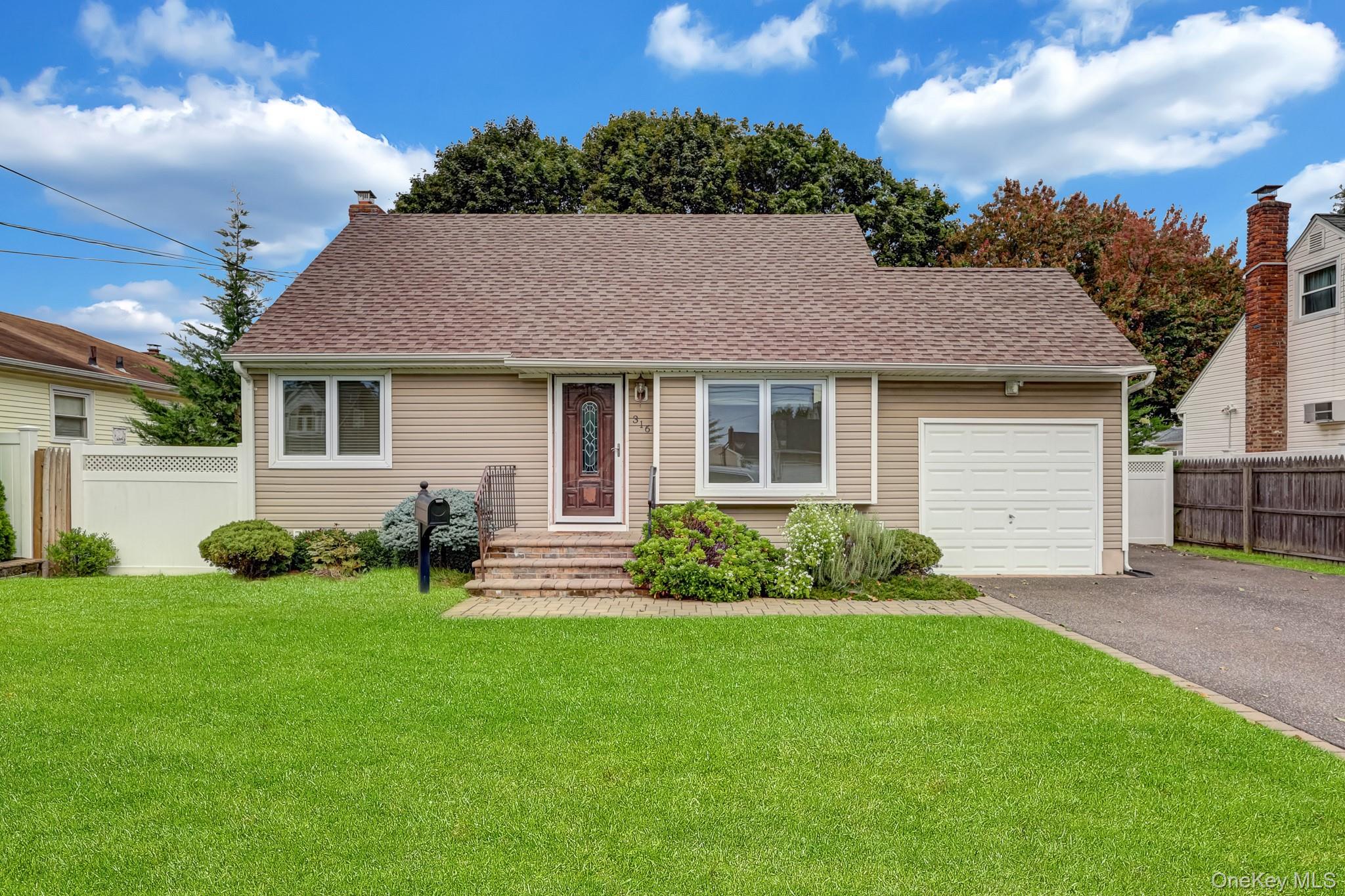 316 39th Street Property Photo 1