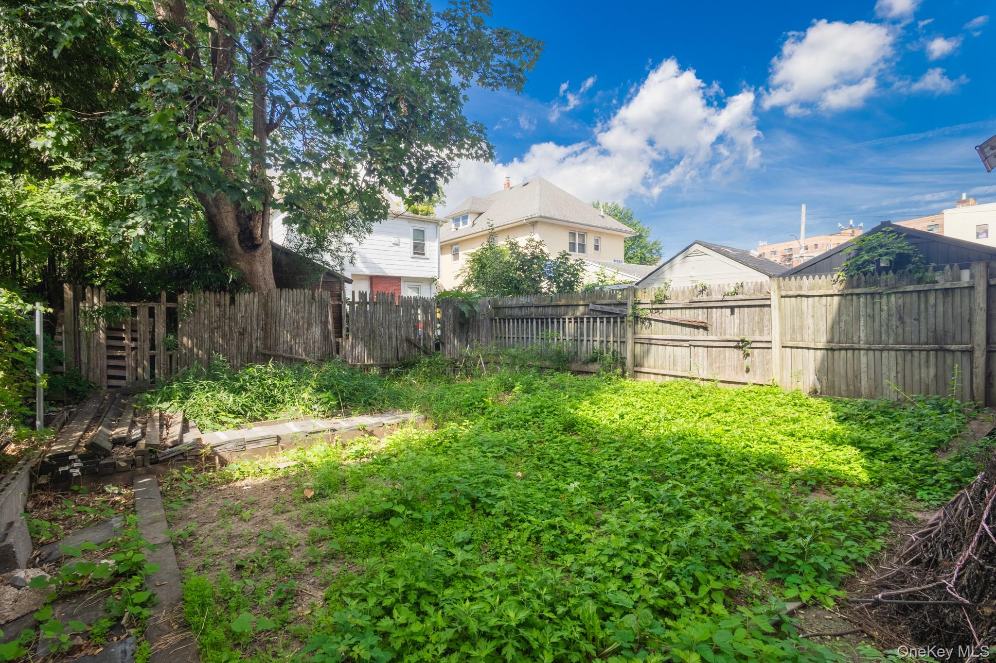 3808 150th Street Property Photo 4