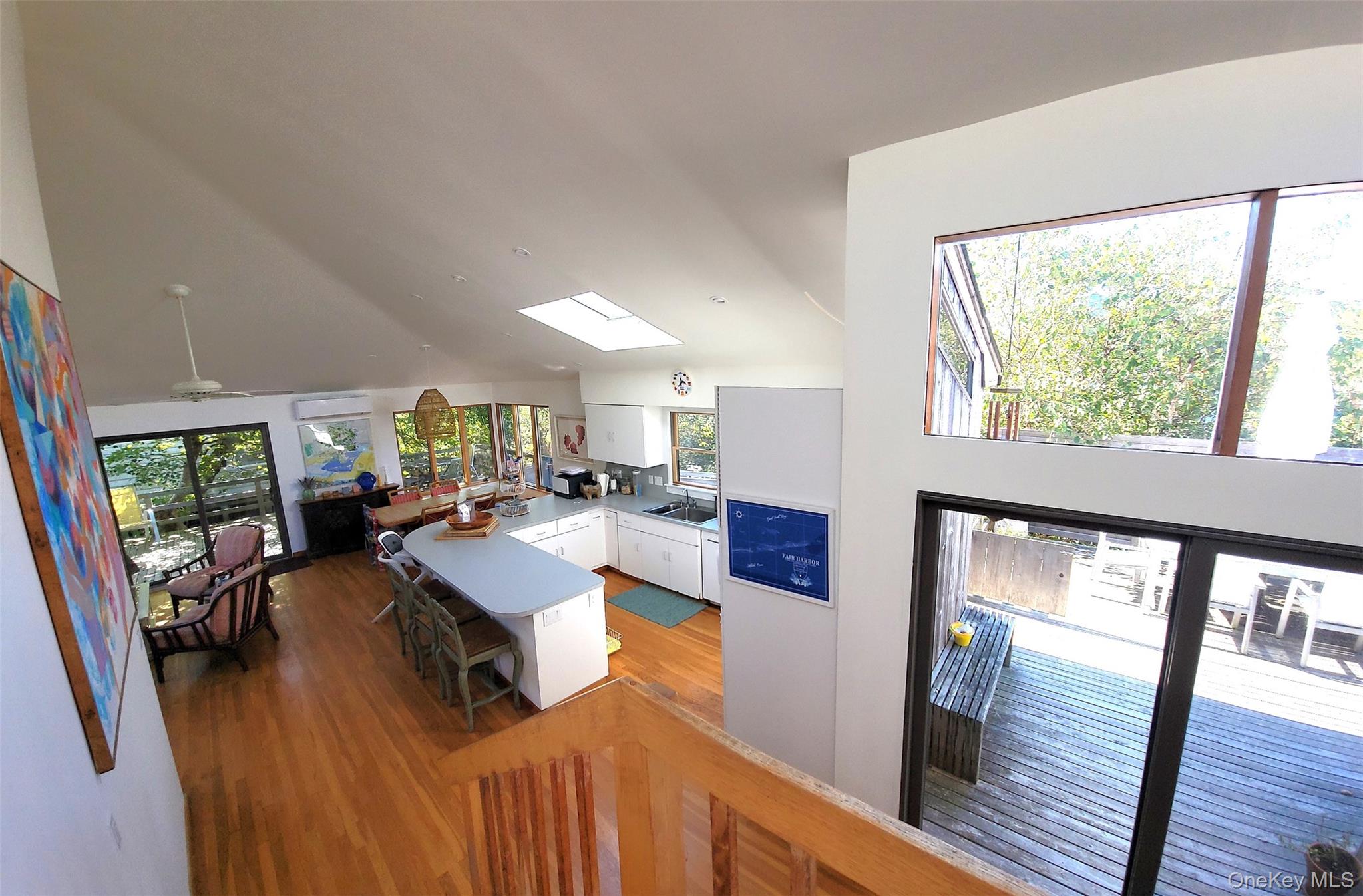 63 Holly Walk Property Photo 4