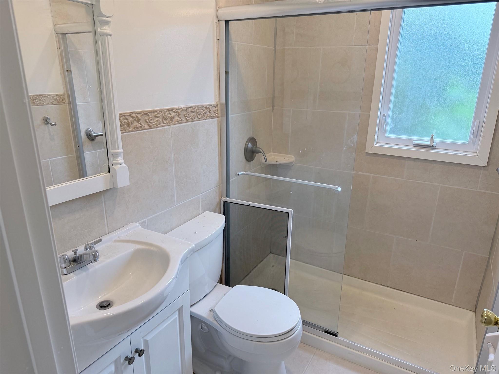 220 Manhattan Avenue 1 Property Photo 11