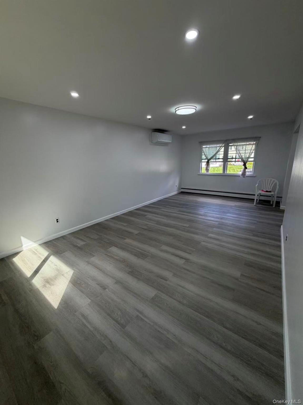 16 Ave J Property Photo 3