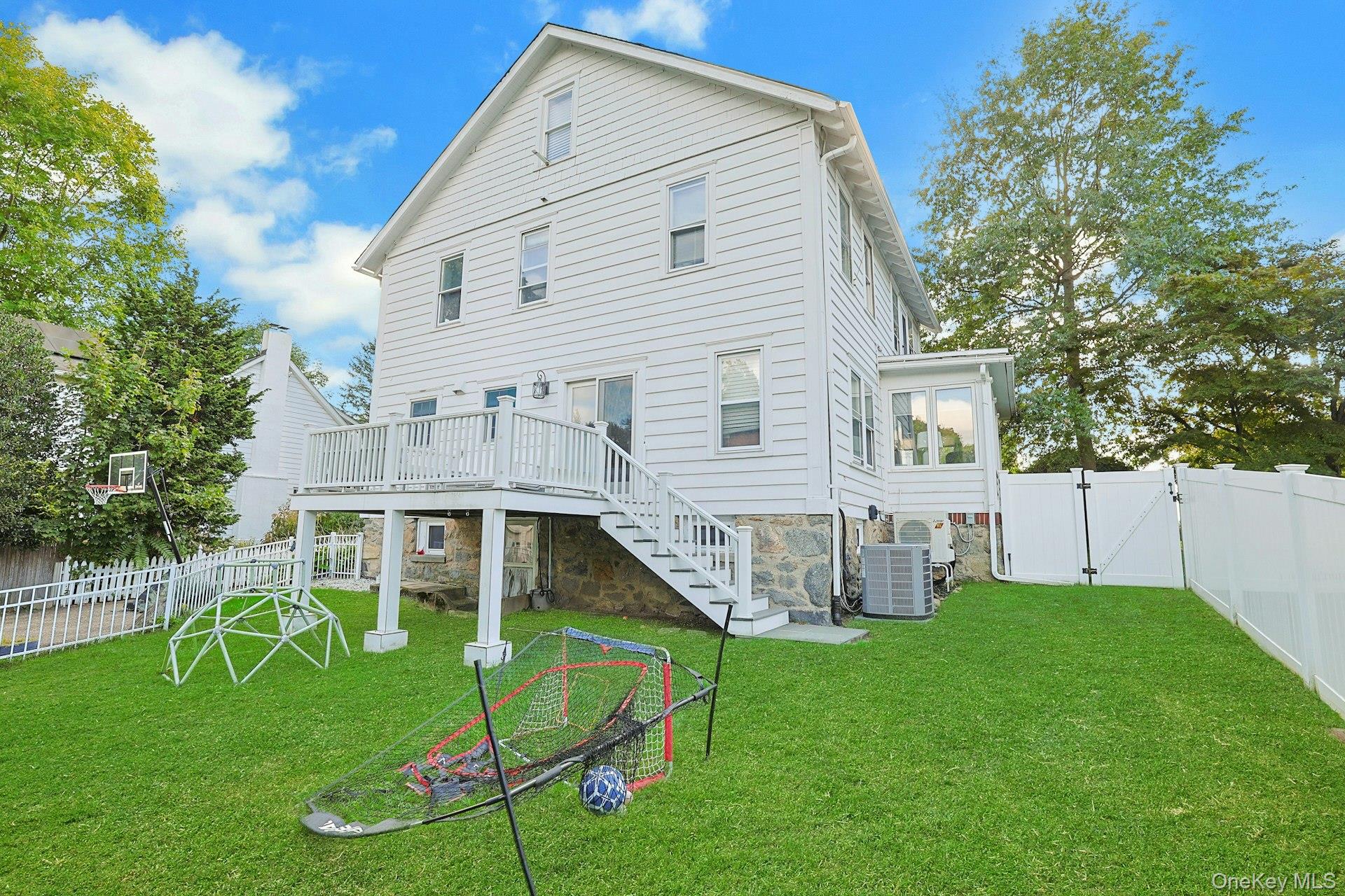 617 Munro Avenue Property Photo 6