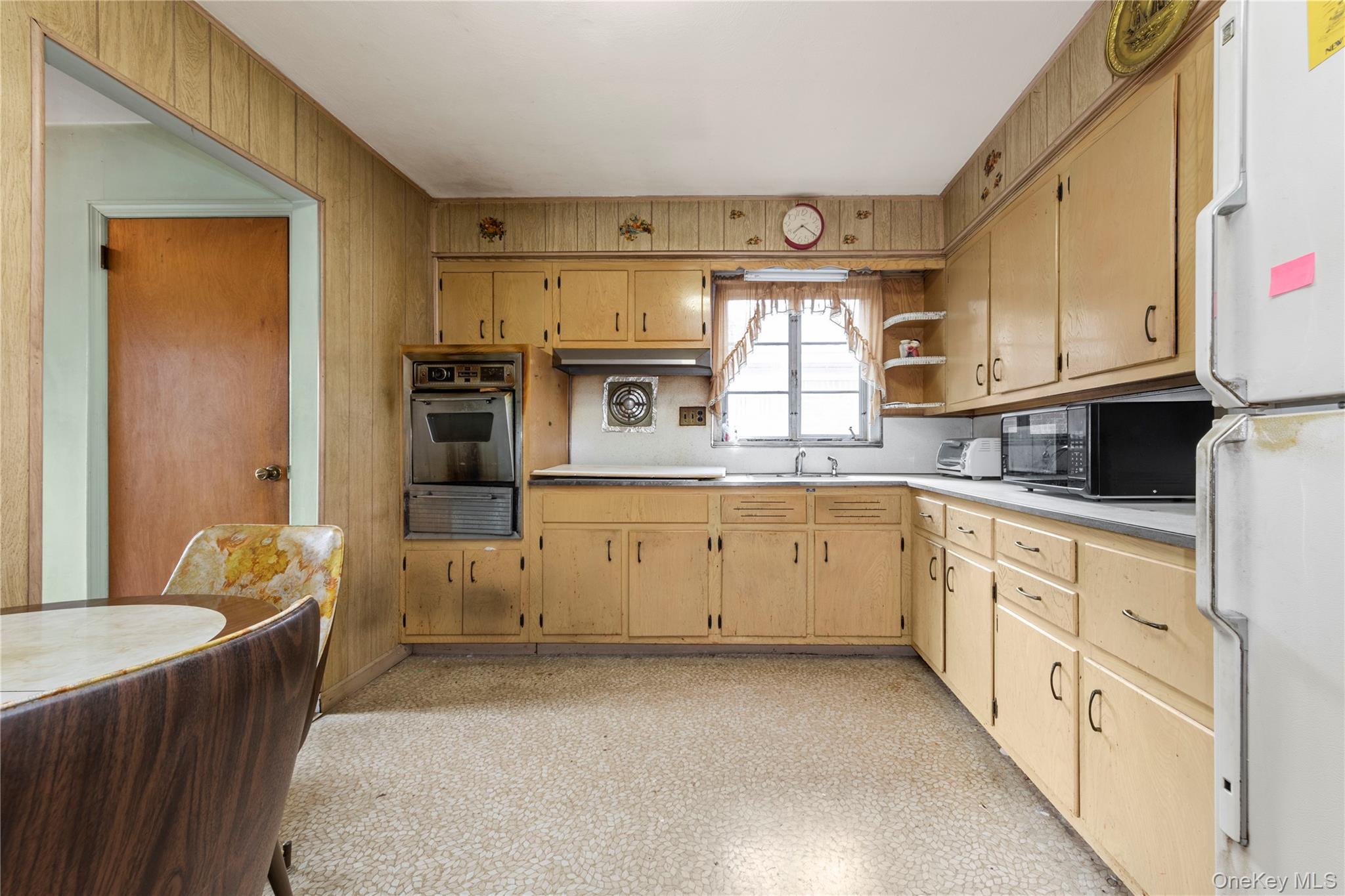 4362 167th Street Property Photo 10